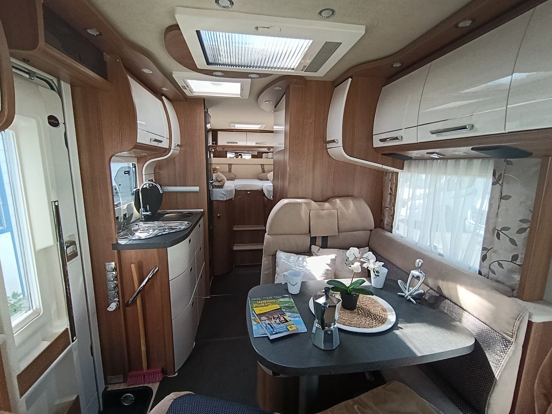 CARTHAGO 141 LE *** Die Super-Leichtgewicht“-Klasse Weltmeister und ***das Kürze Wunder mit 6.65m***-image-19