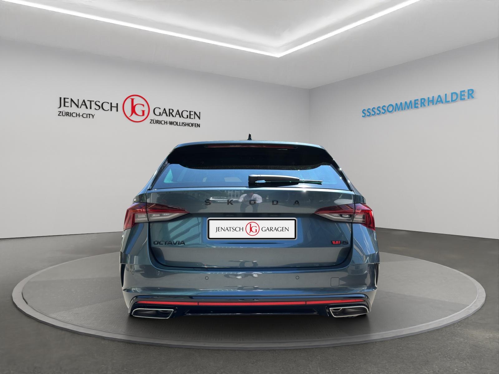 SKODA Octavia Combi 2.0 TSI RS DSG-image-3