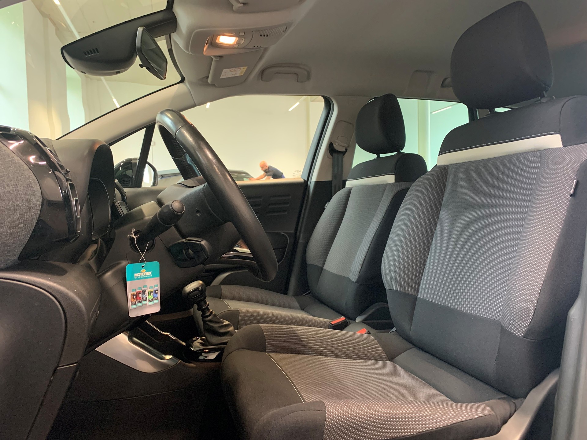 CITROEN C3 Aircross 1.2i PureTech Swiss Edition-image-8
