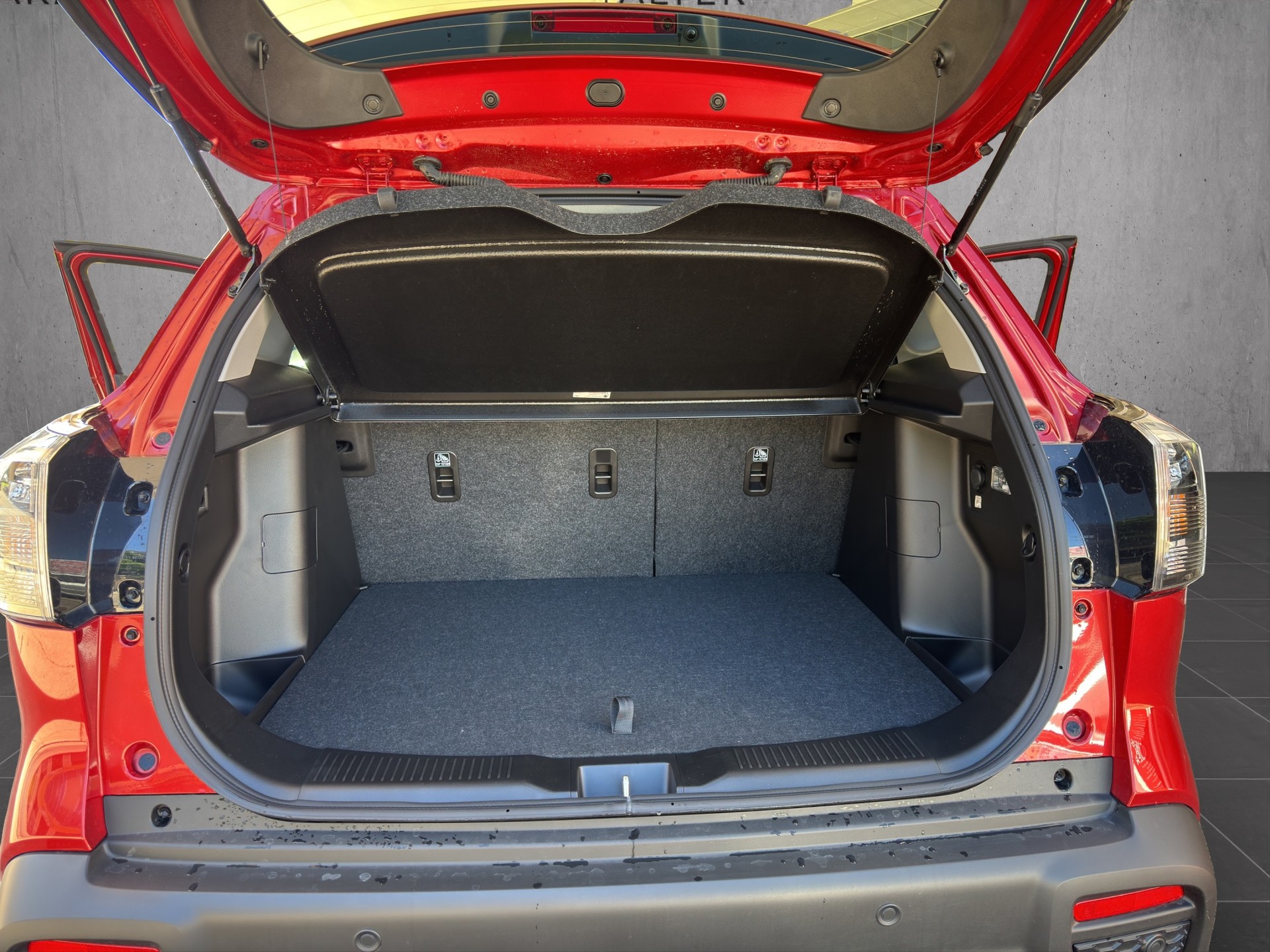 SUZUKI S-Cross 1.4 16V Compact+ MHD 4WD Automatic-image-13