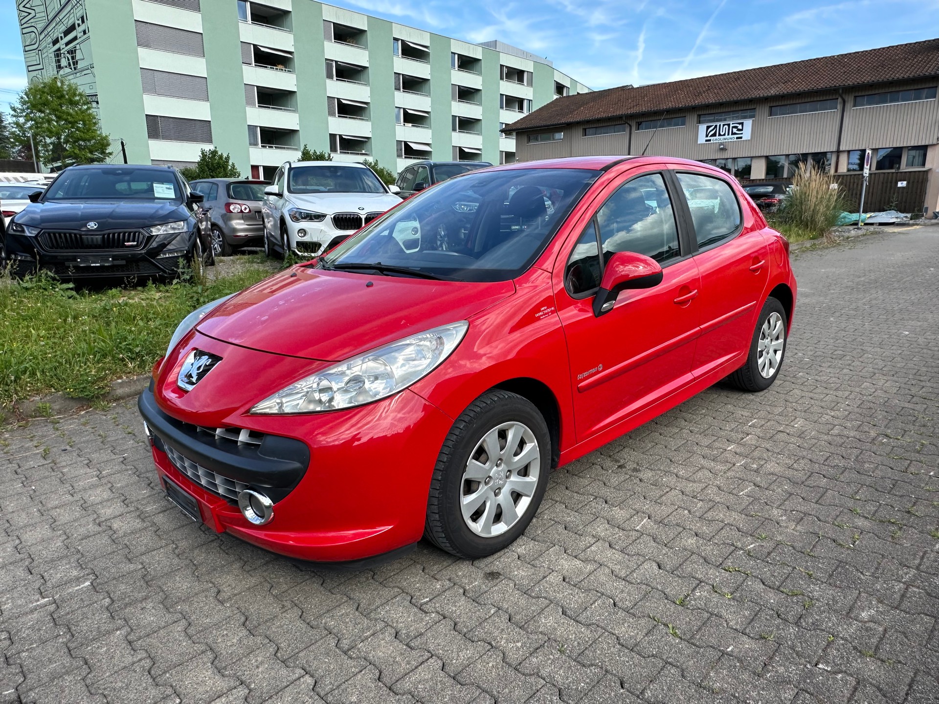 PEUGEOT 207 1.4 16V Trendy-image-1