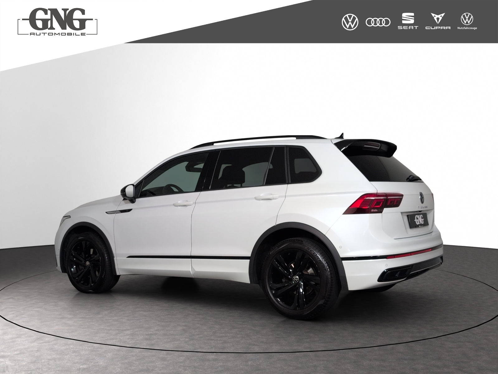 VW Tiguan 2.0TSI R-Line 4Motion DSG-showroom-element-1