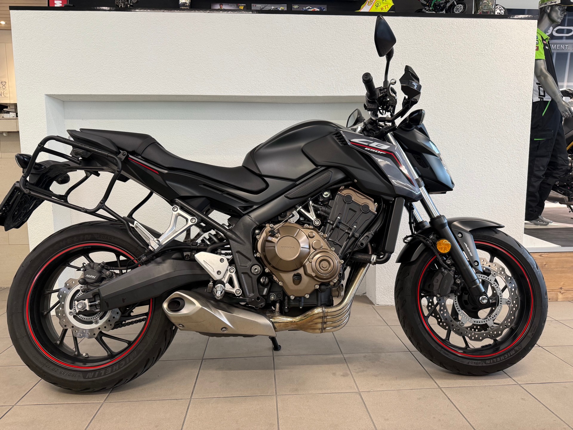 HONDA CB 650 F ABS-image-6