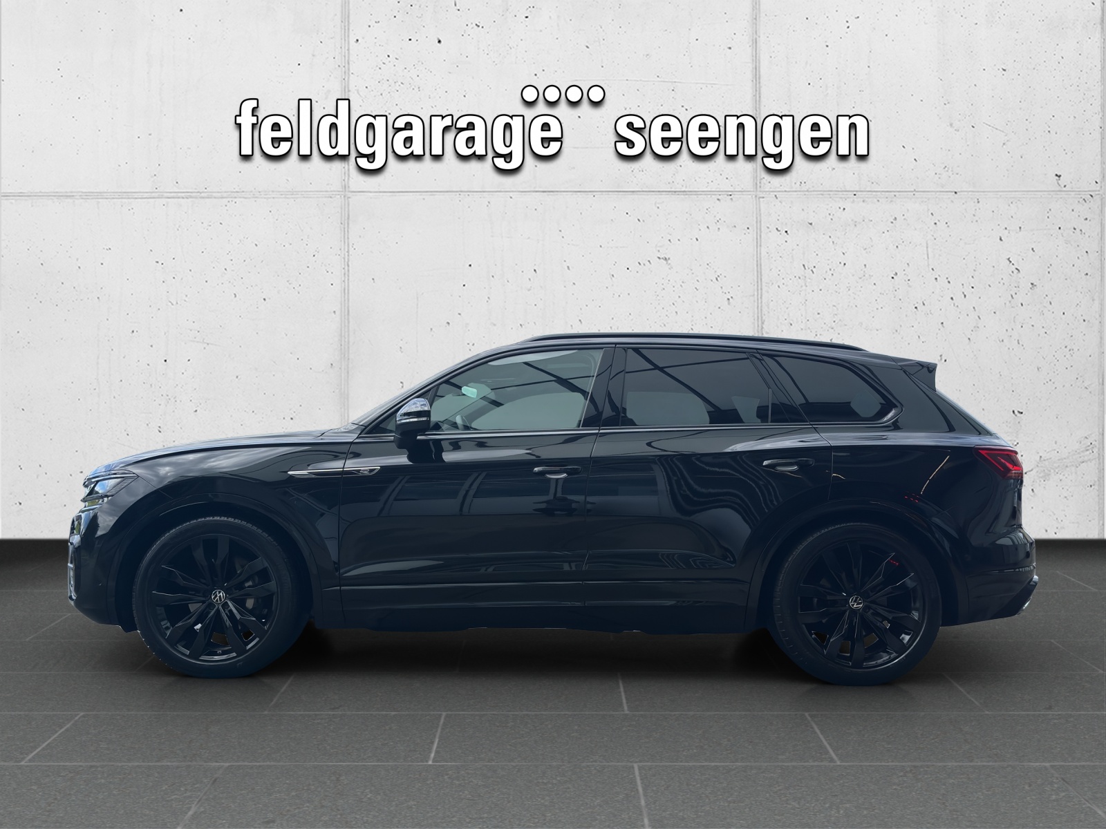 VW Touareg 3.0 TDI R Line Tiptronic mit AHK, Allradlenkung, Standheizung & Winterräder-showroom-element-1