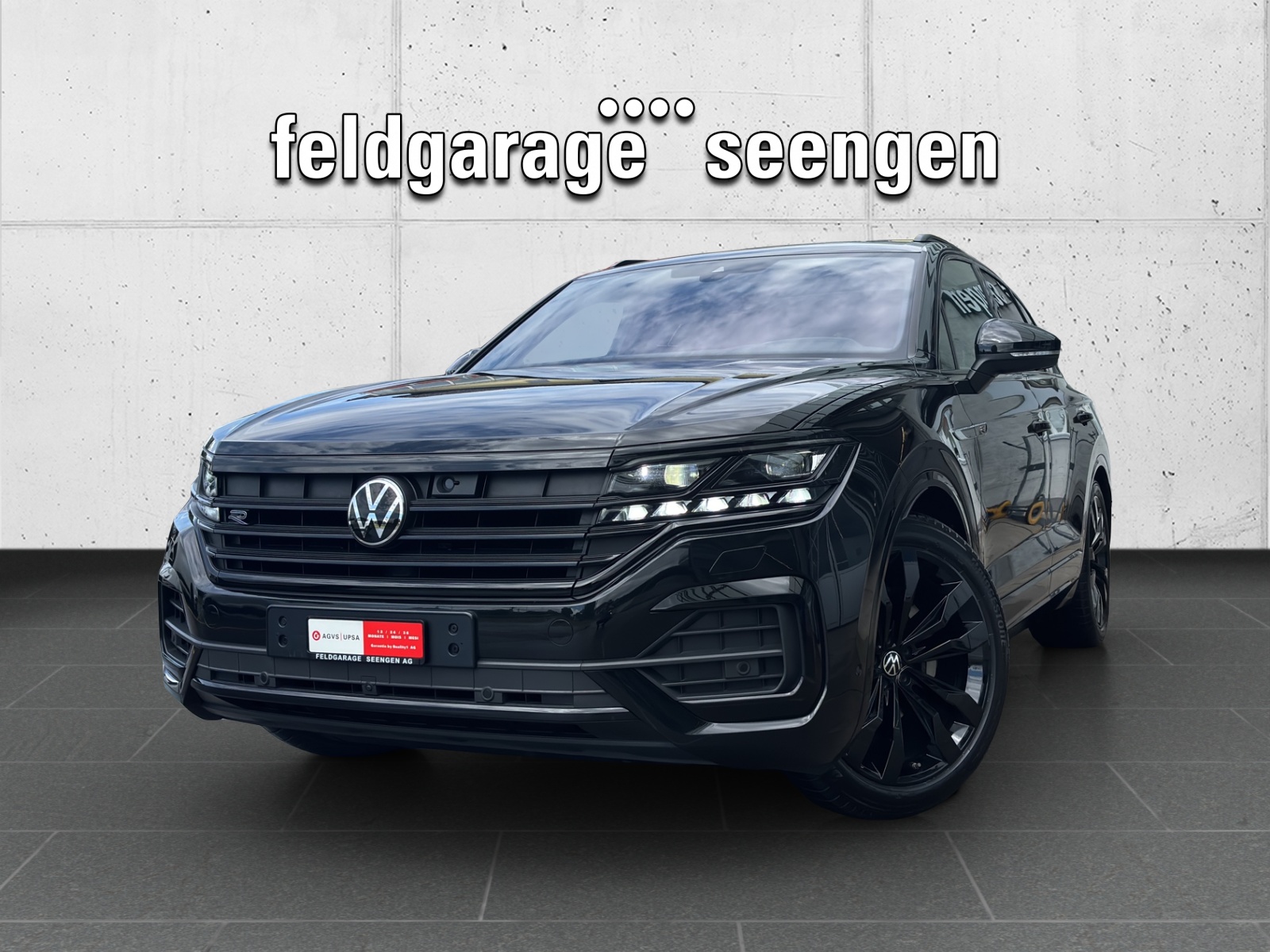 VW Touareg 3.0 TDI R Line Tiptronic mit AHK, Allradlenkung, Standheizung & Winterräder