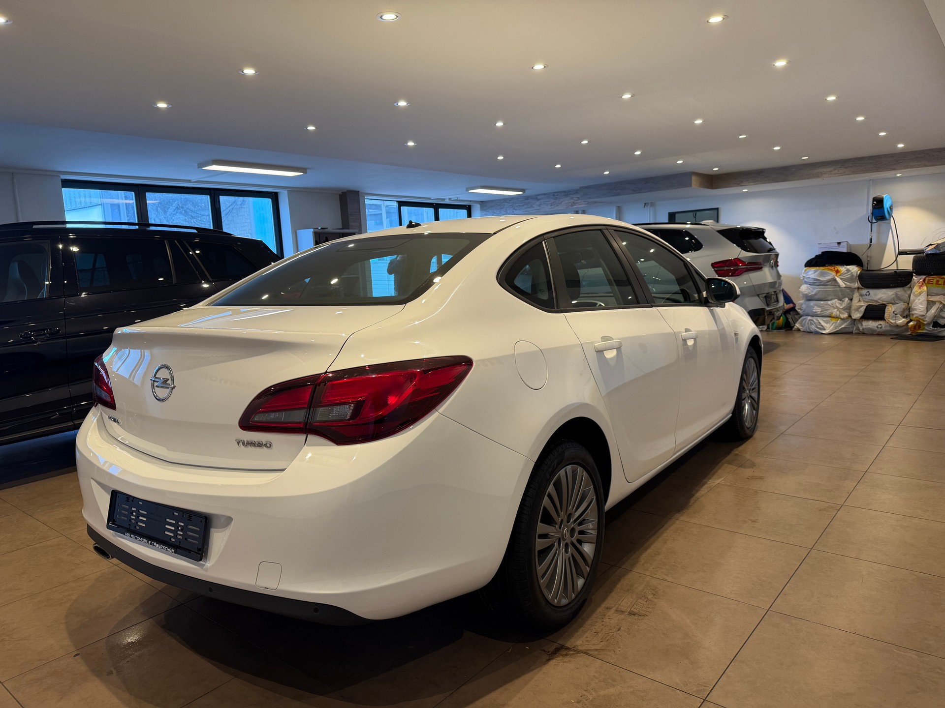 OPEL Astra 1.4 T 140 eTEC Cosmo-image-4