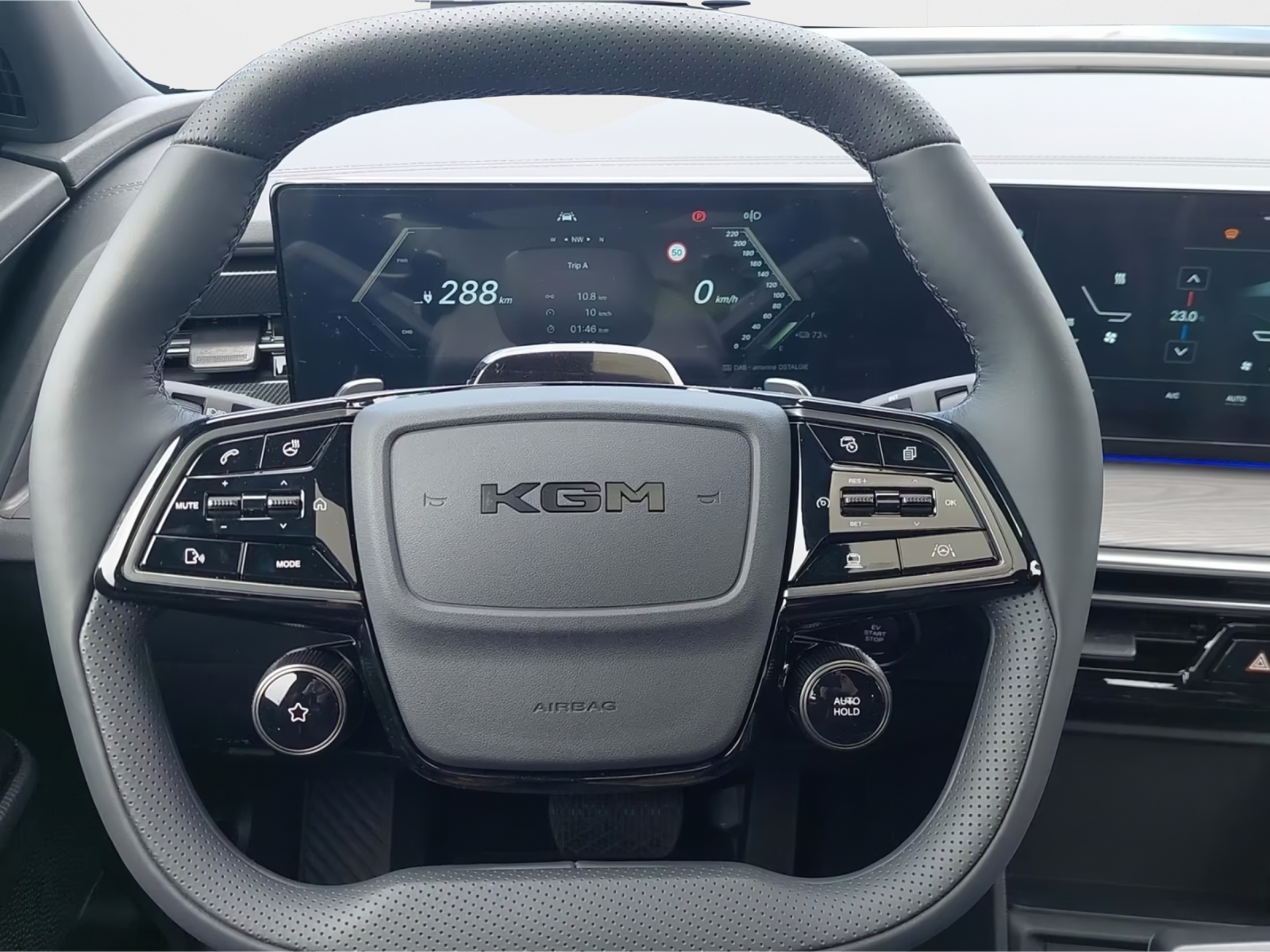 KGM-SsangYong Musso 80,6 kWh Blackline 4WD-image-6