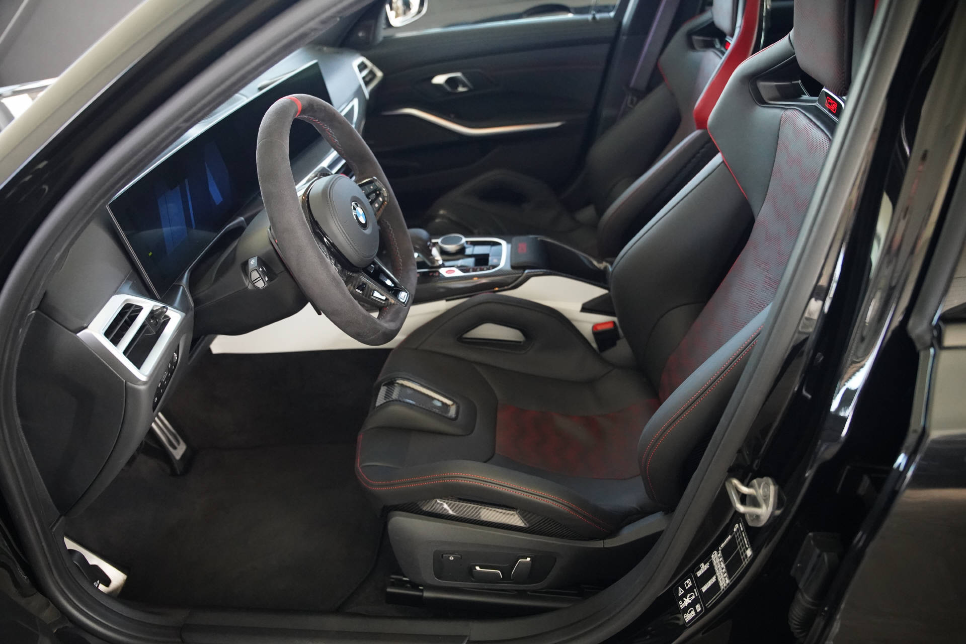 BMW M3 CS Touring xDrive-image-7