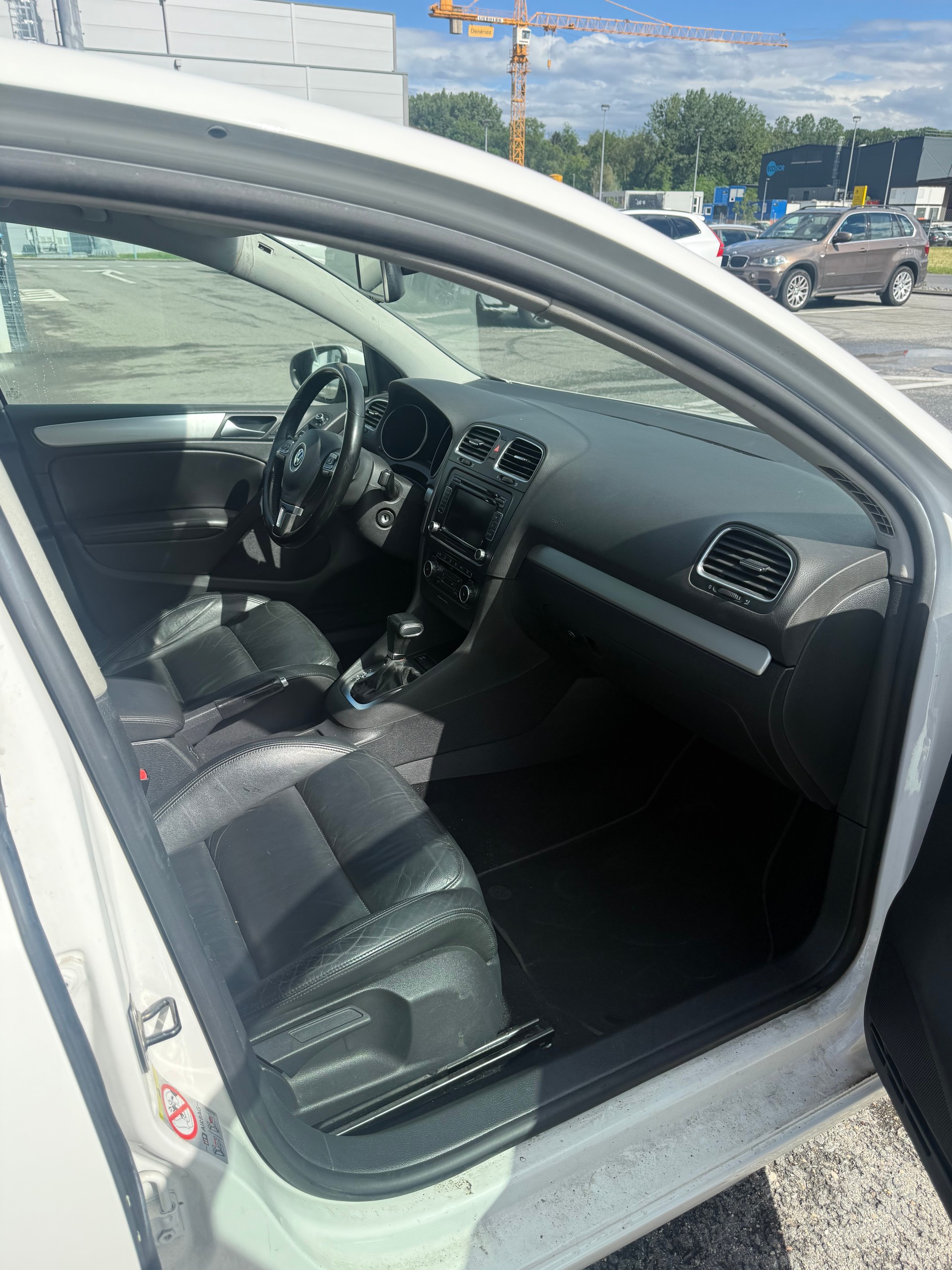 VW Golf 1.4 TSI Highline DSG-image-6