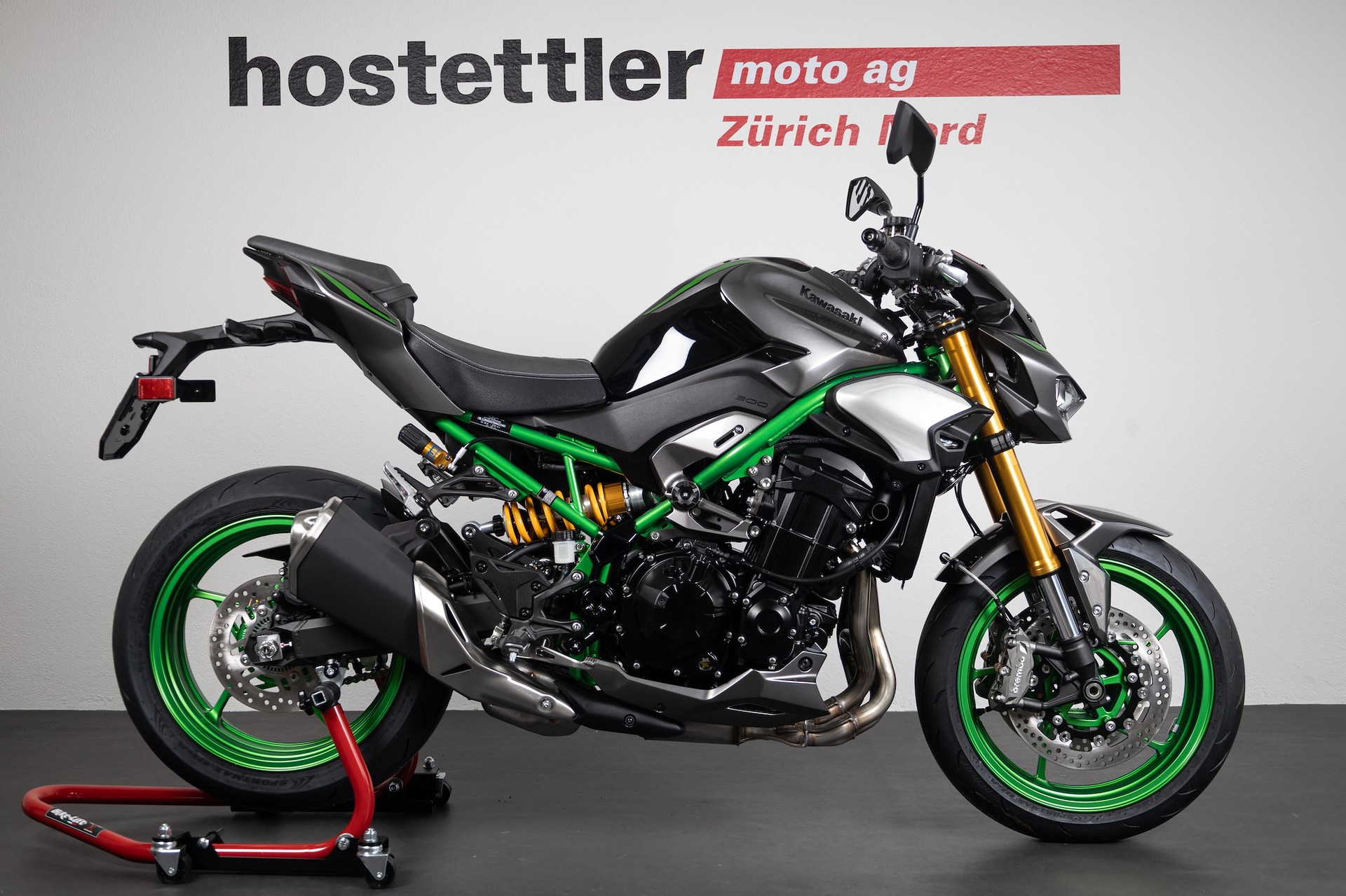 KAWASAKI Z900 SE-showroom-element-1