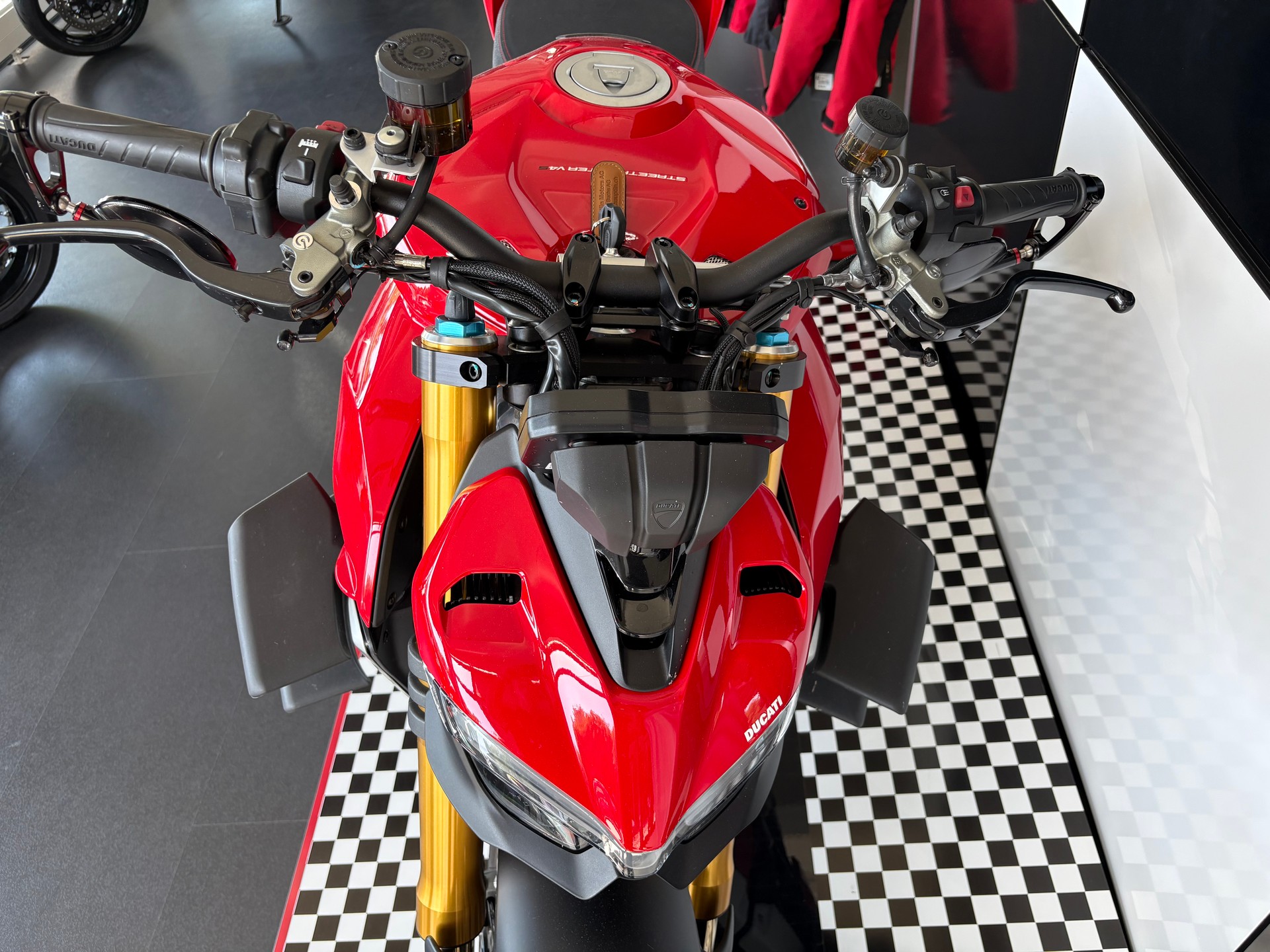 DUCATI Streetfighter V4 S-image-7