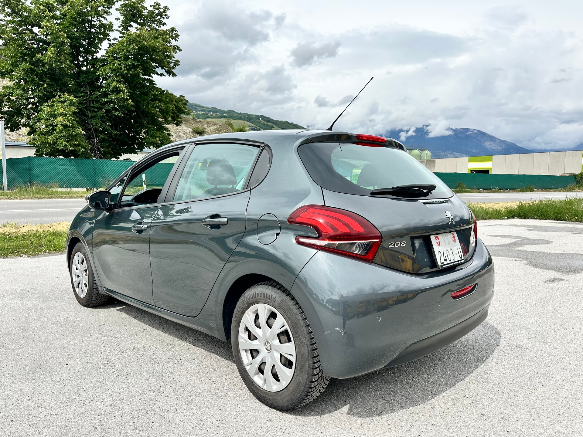 PEUGEOT 208 1.2 PureTech Active-image-4