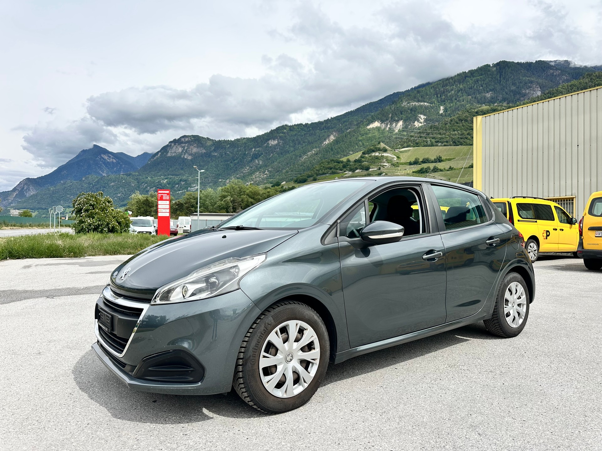 PEUGEOT 208 1.2 PureTech Active