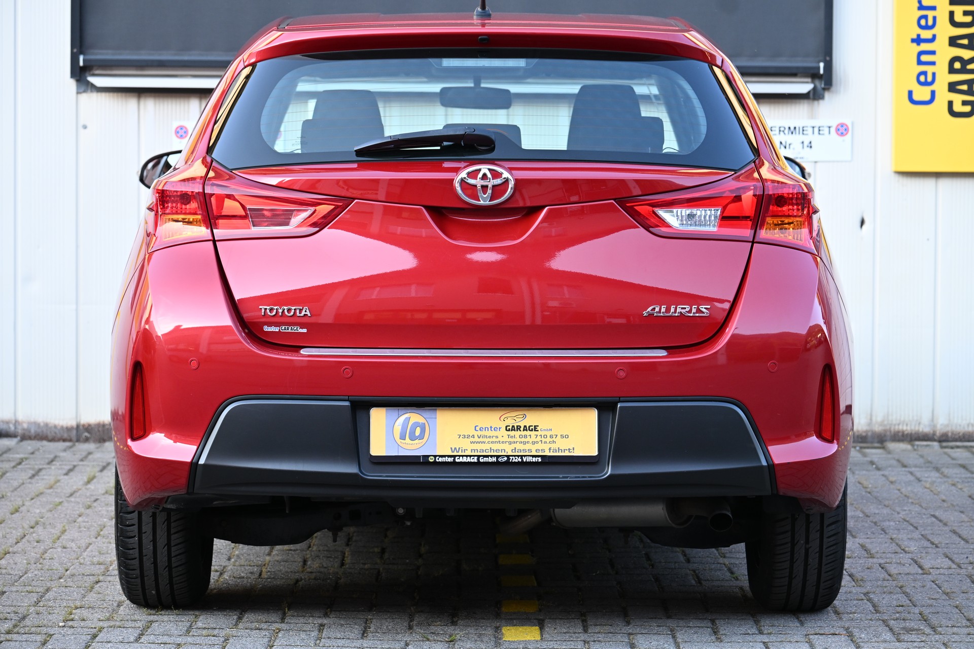 TOYOTA Auris 1.6 Terra-image-9