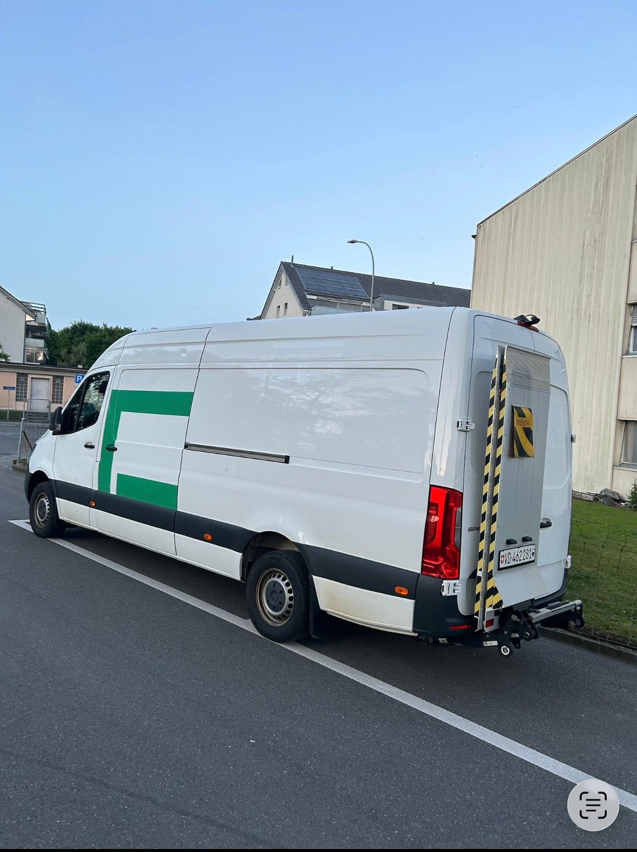 MERCEDES-BENZ 317 CDI 9G-Tronic