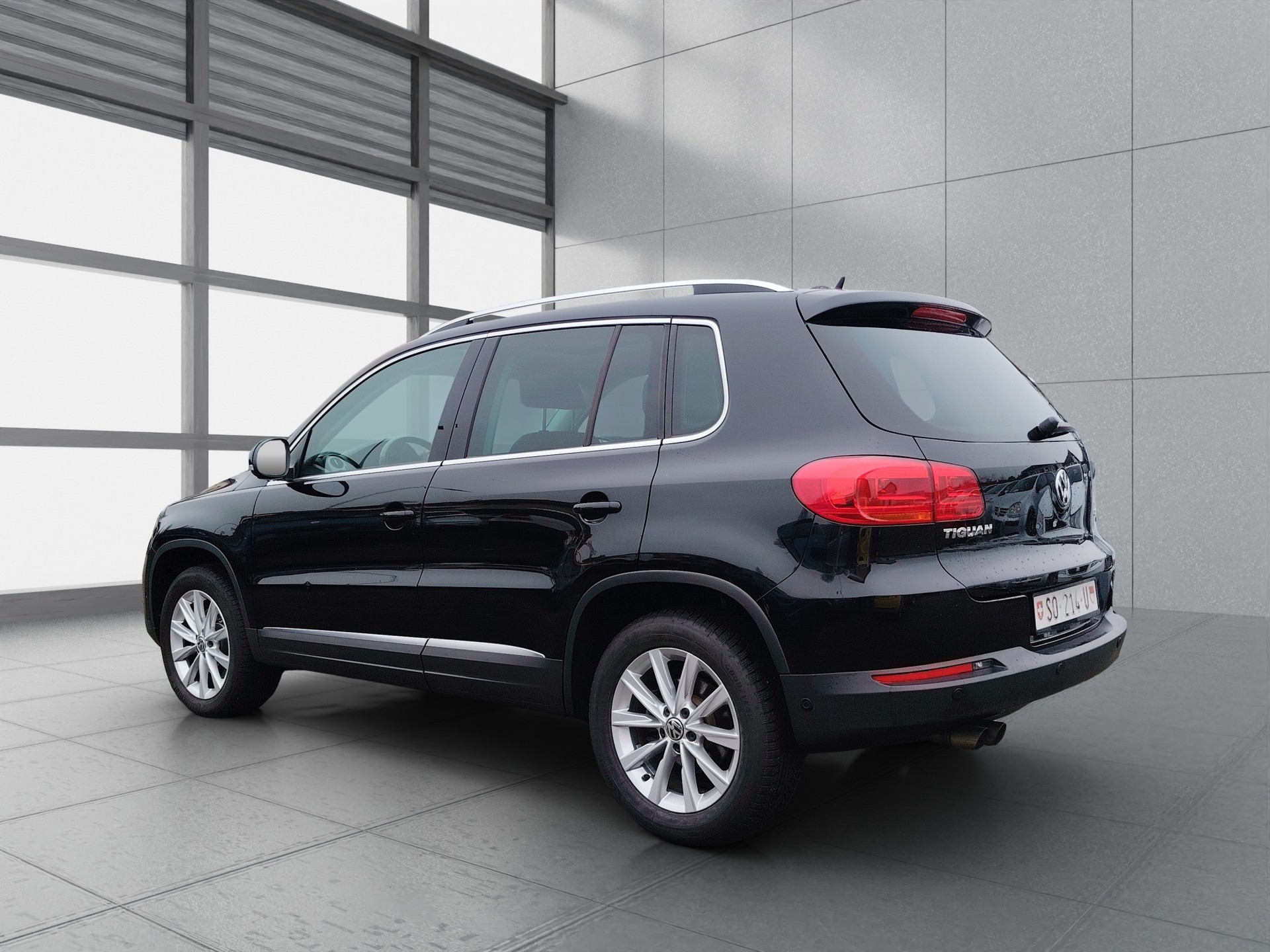 VW Tiguan 2.0 TDI BlueMotion Trend&Fun 4Motion DSG-image-6