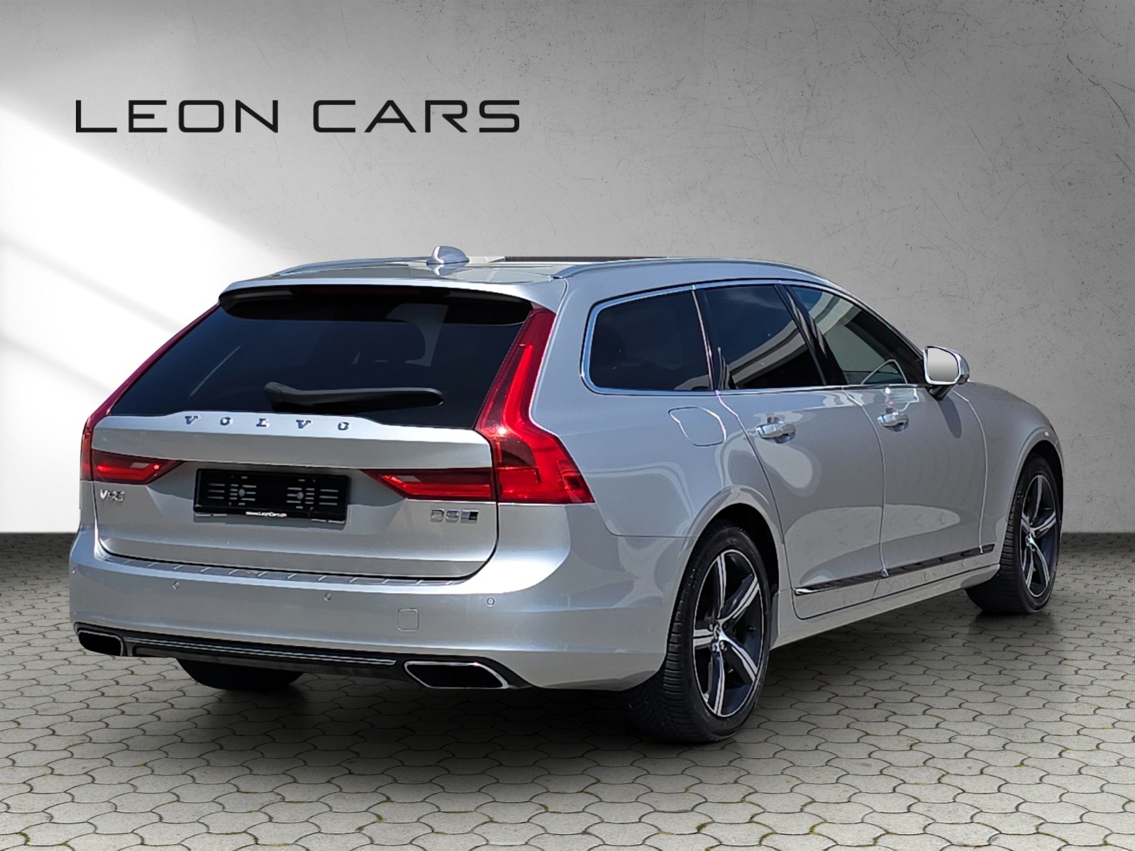 VOLVO V90 D5 AWD Inscription Geartronic Powerpulse-image-4