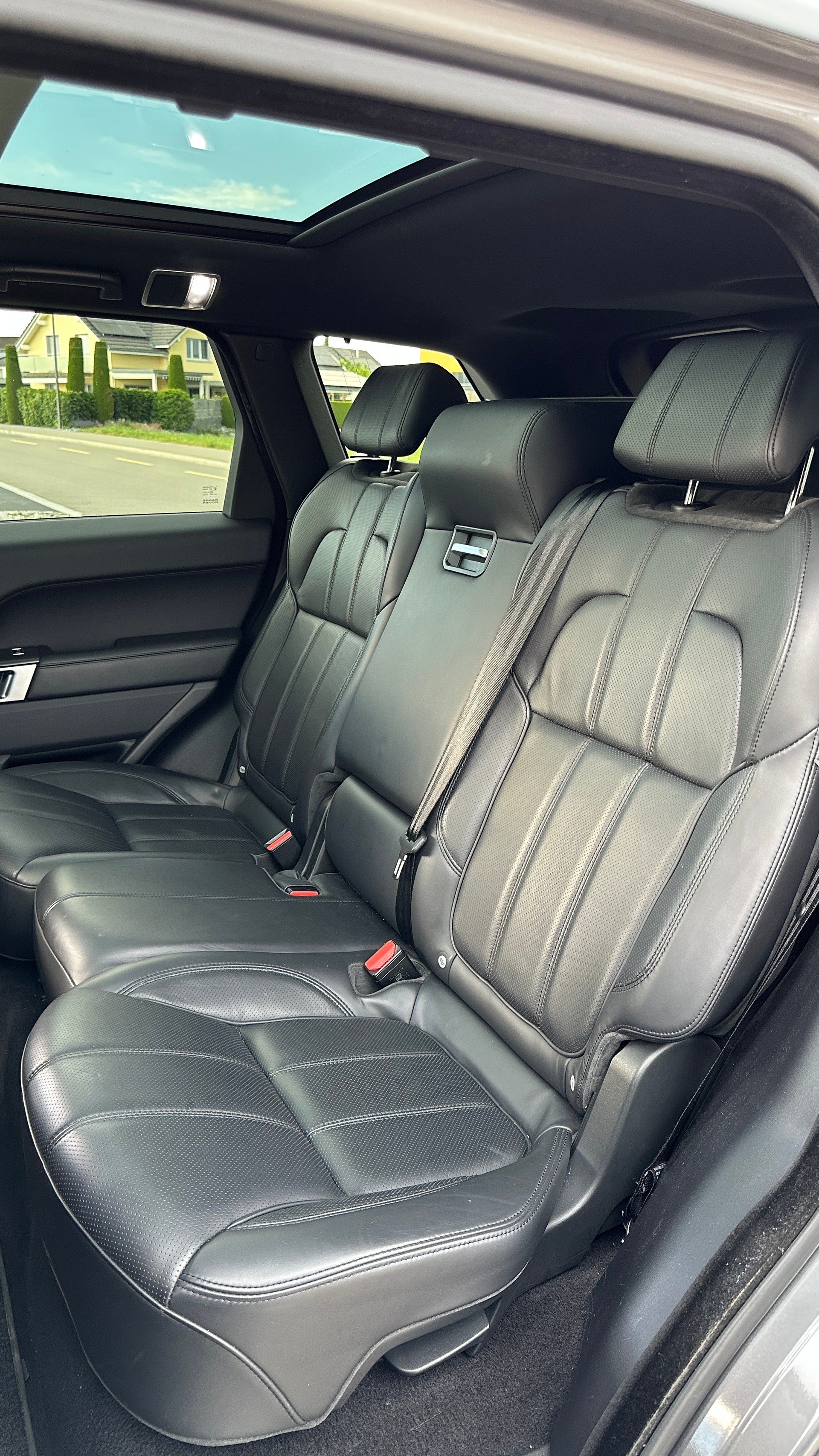 LAND ROVER Range Rover Sport 3.0 SDV6 HSE Automatic-image-17