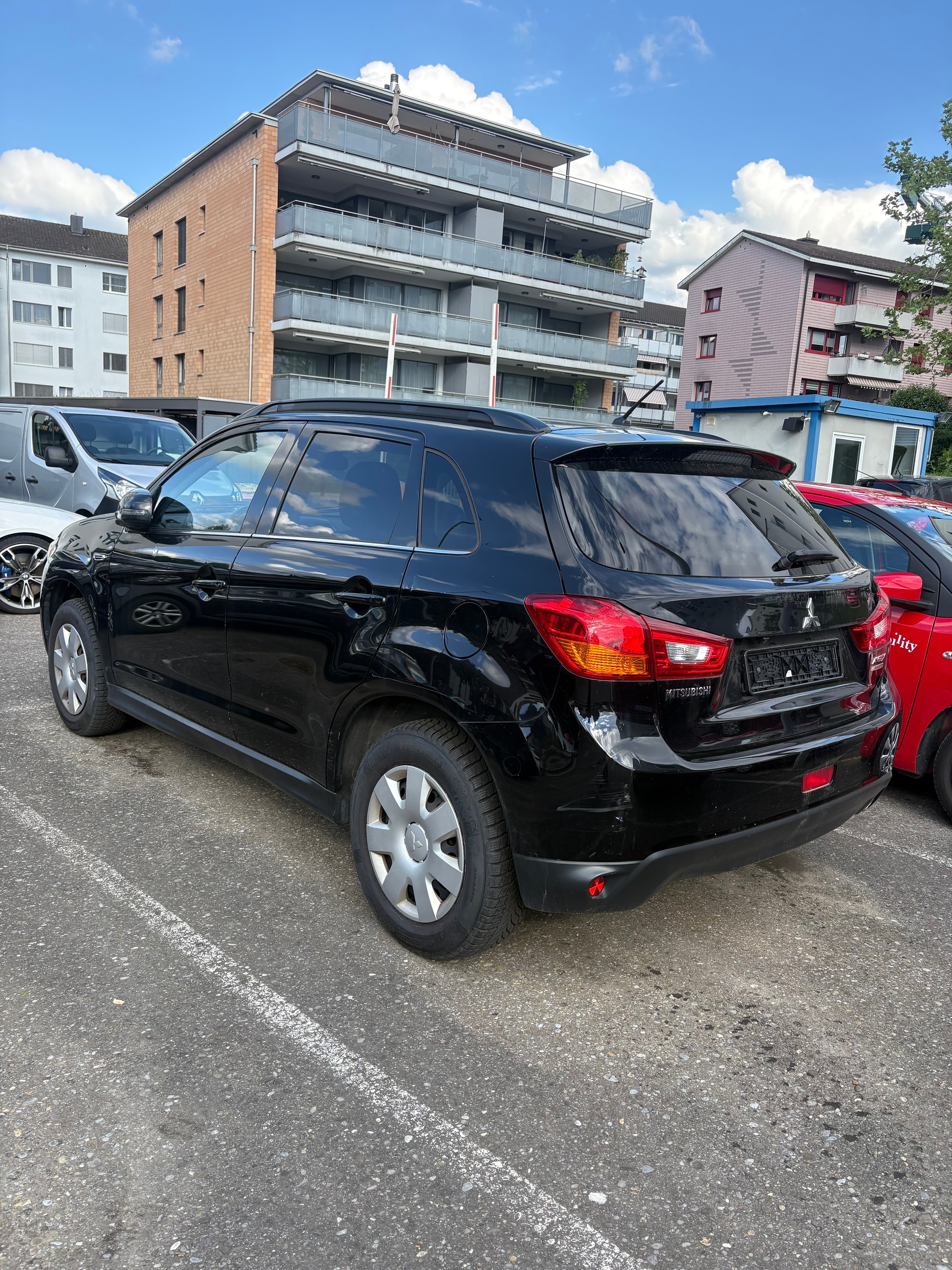 MITSUBISHI ASX 2.2 DID Invite 4WD Automatic-showroom-element-2