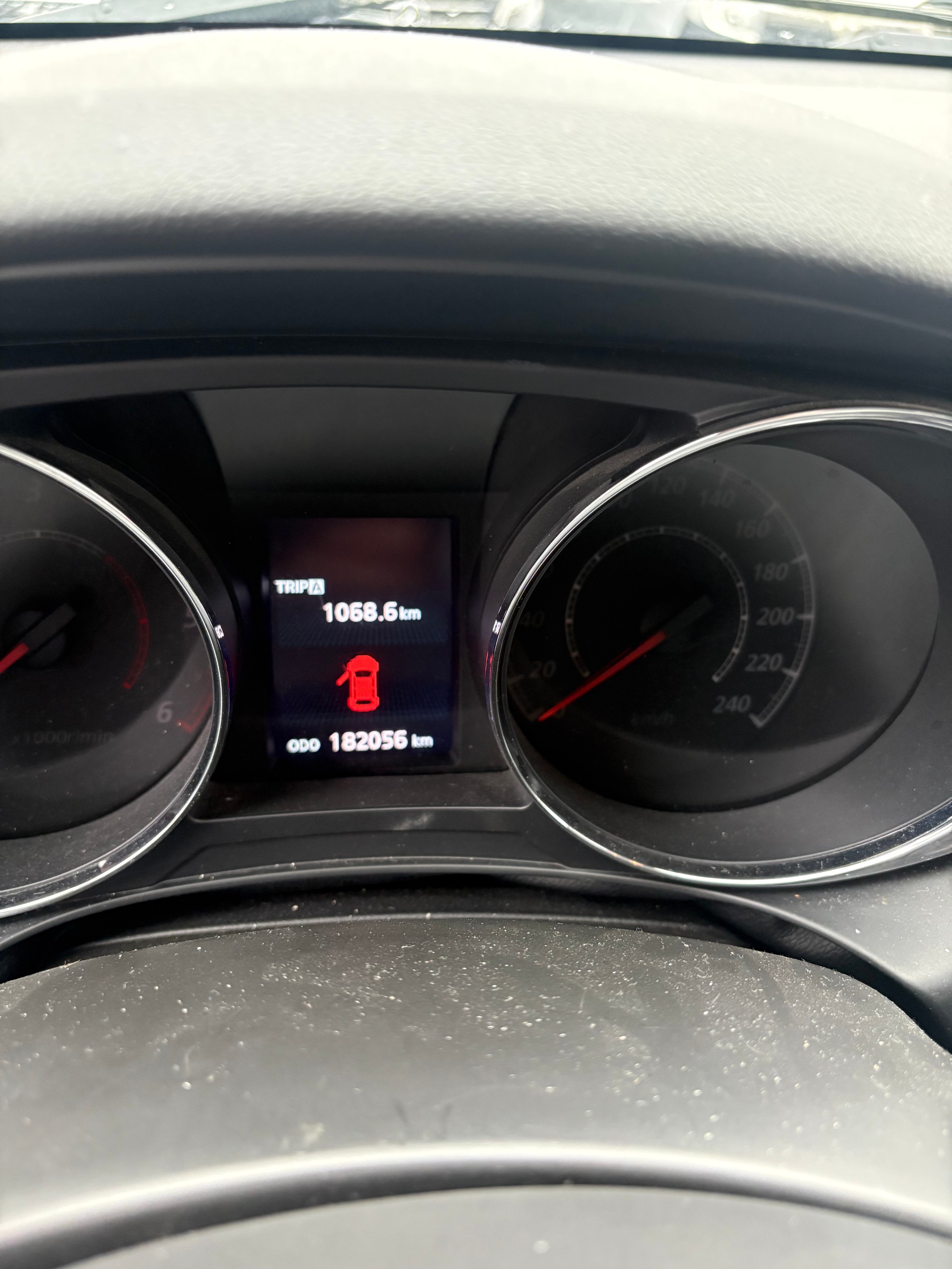 MITSUBISHI ASX 2.2 DID Invite 4WD Automatic-image-10