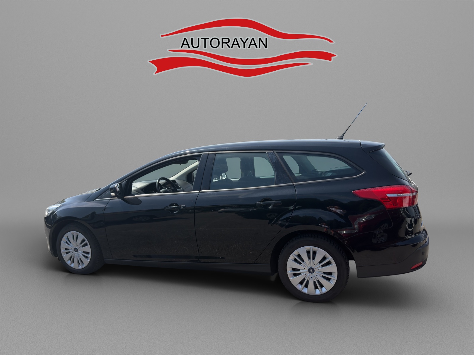 FORD Focus 1.0 SCTi Trend-image-5