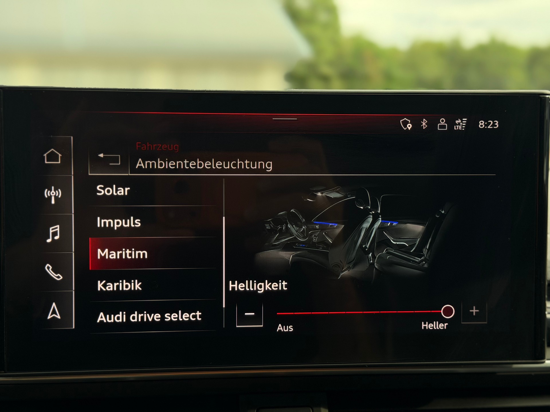 AUDI RS4 Avant quattro tiptronic-image-22