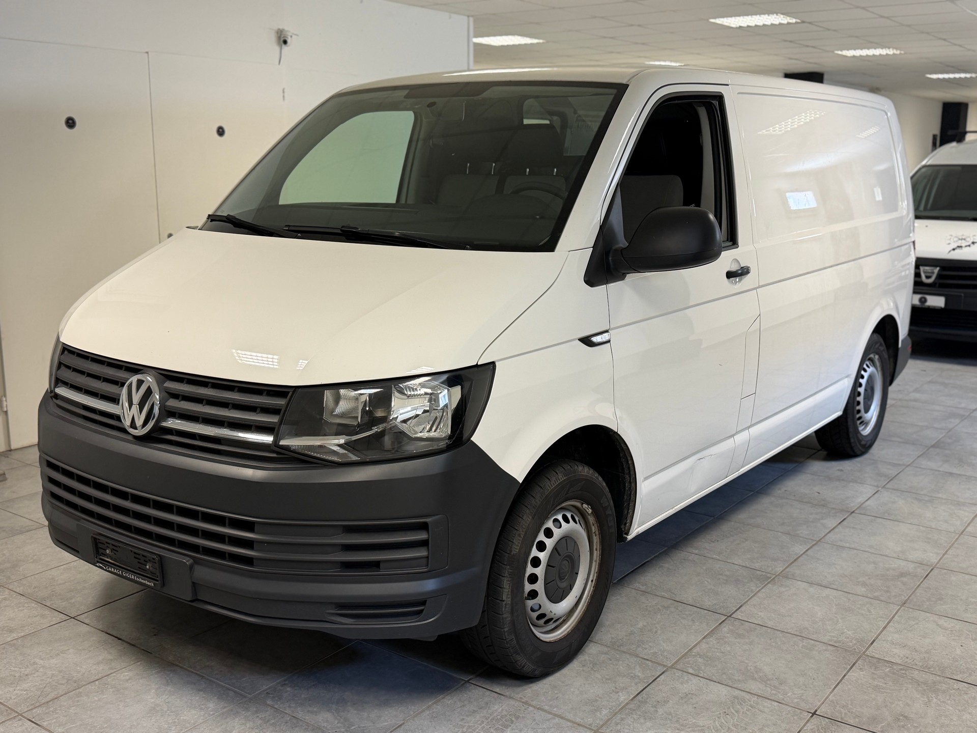 VW T6 2.0 TDI Entry