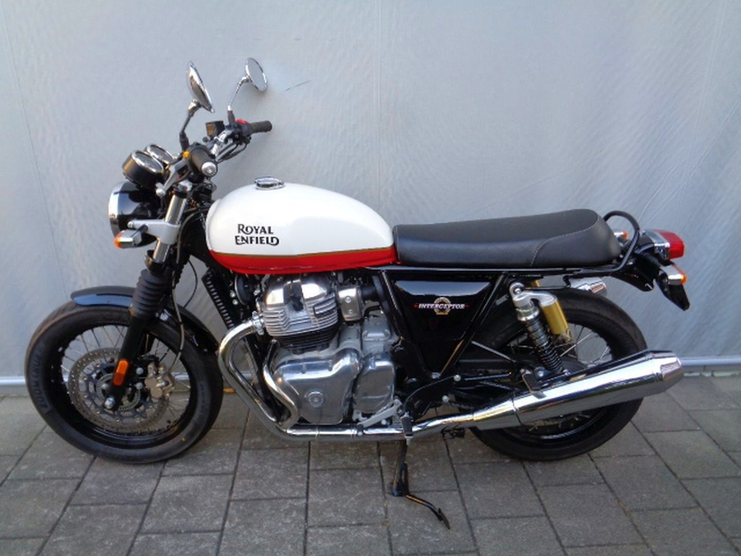 ROYAL ENFIELD INTERCEPTOR 650 TWIN-image-0