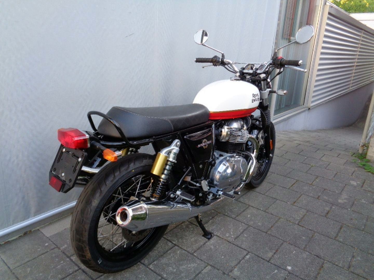 ROYAL ENFIELD INTERCEPTOR 650 TWIN-image-5