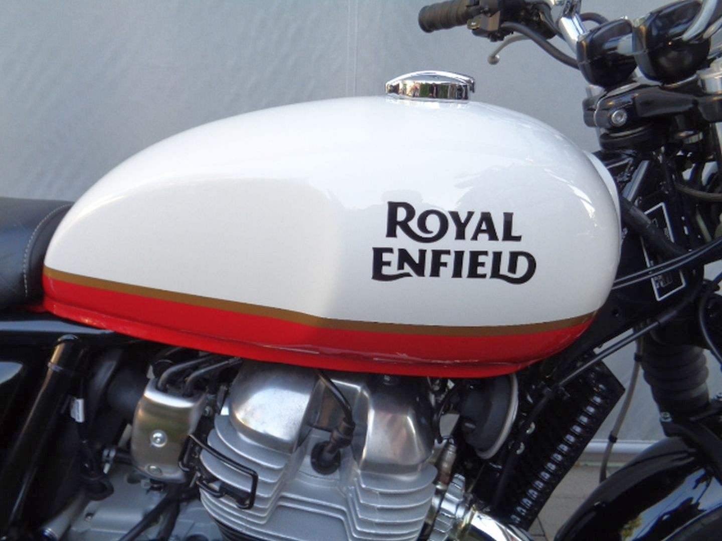 ROYAL ENFIELD INTERCEPTOR 650 TWIN-image-7