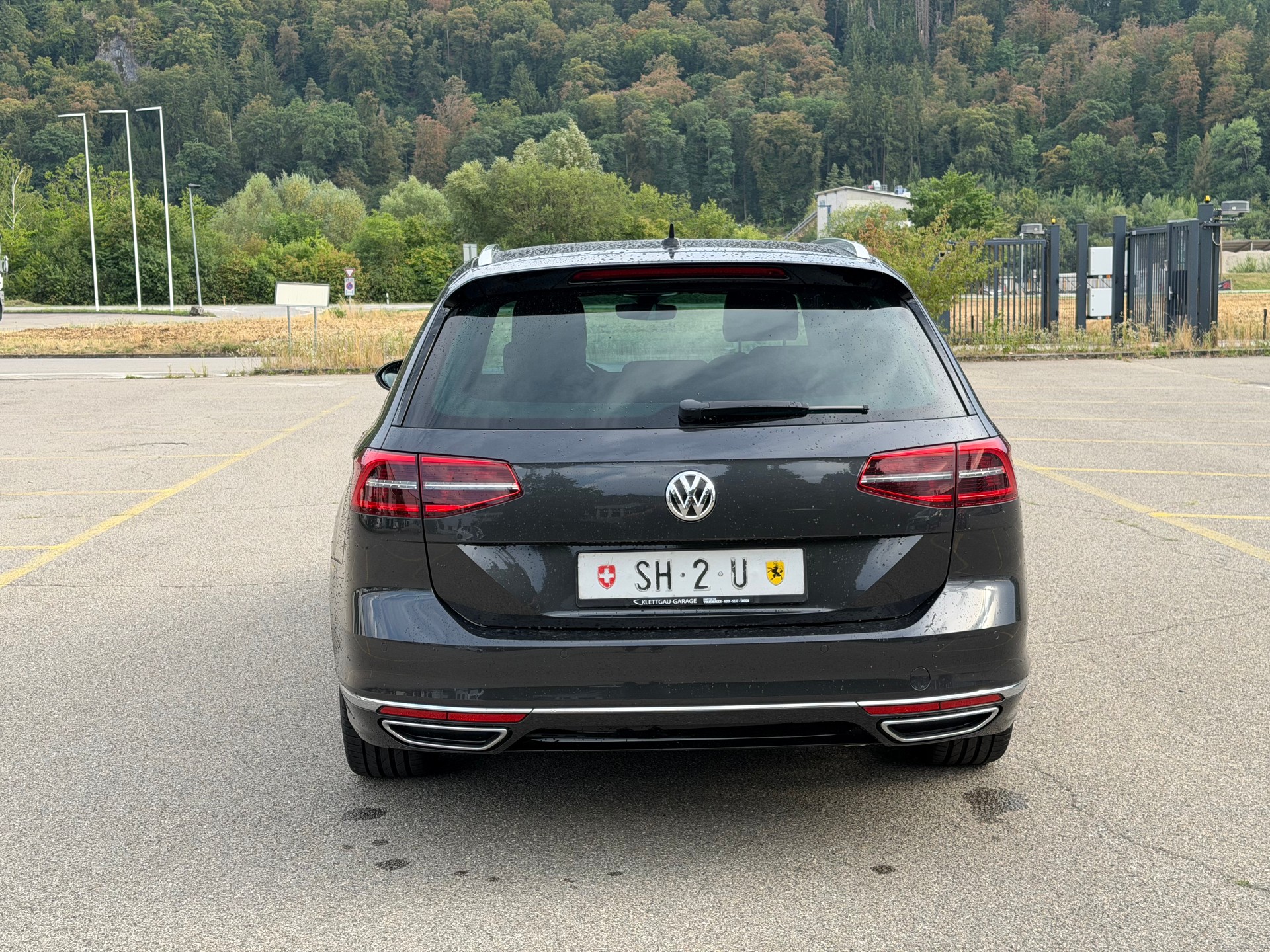 VW Passat Variant 2.0 TSI BMT Sport DSG R-Line-image-5