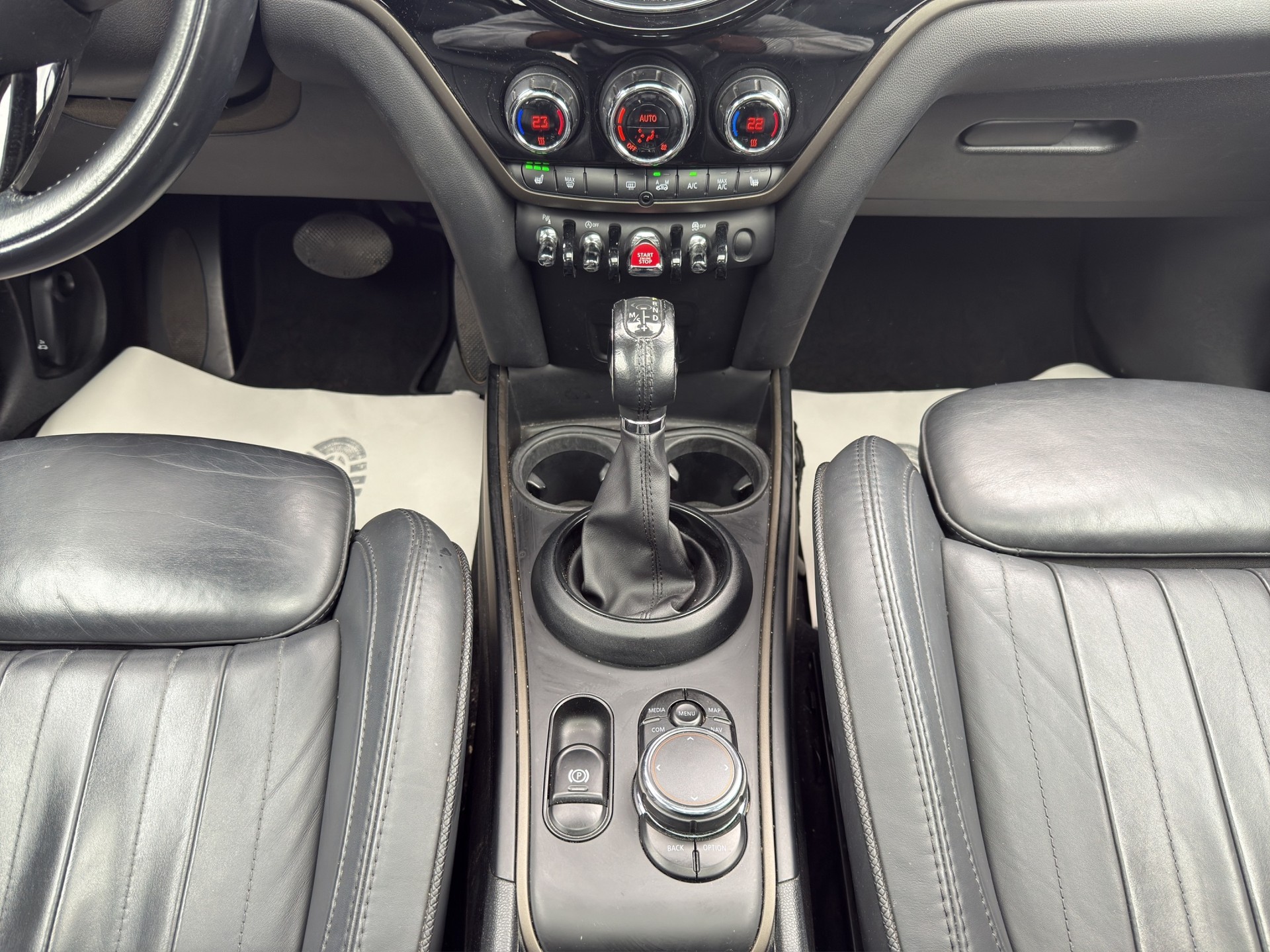 MINI Countryman Cooper SD ALL4 Steptronic-image-11