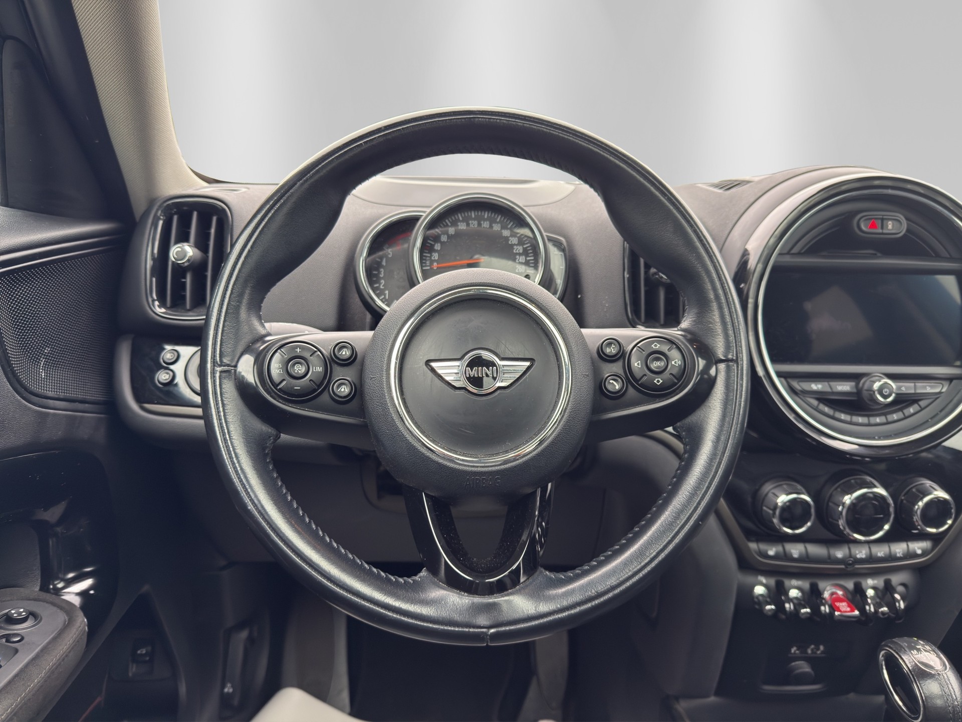 MINI Countryman Cooper SD ALL4 Steptronic-image-10