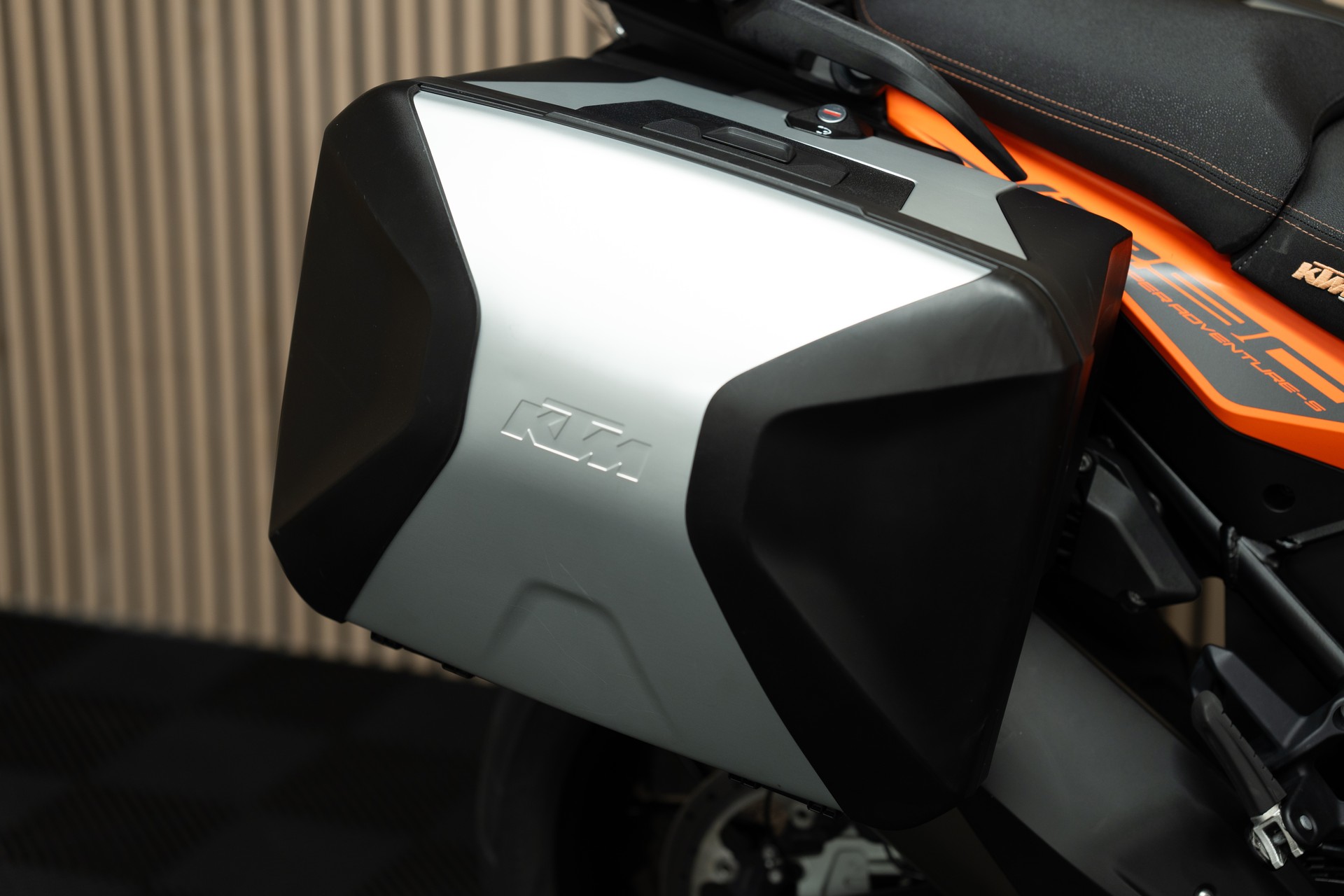 KTM 1290 Super Adventure S-image-7