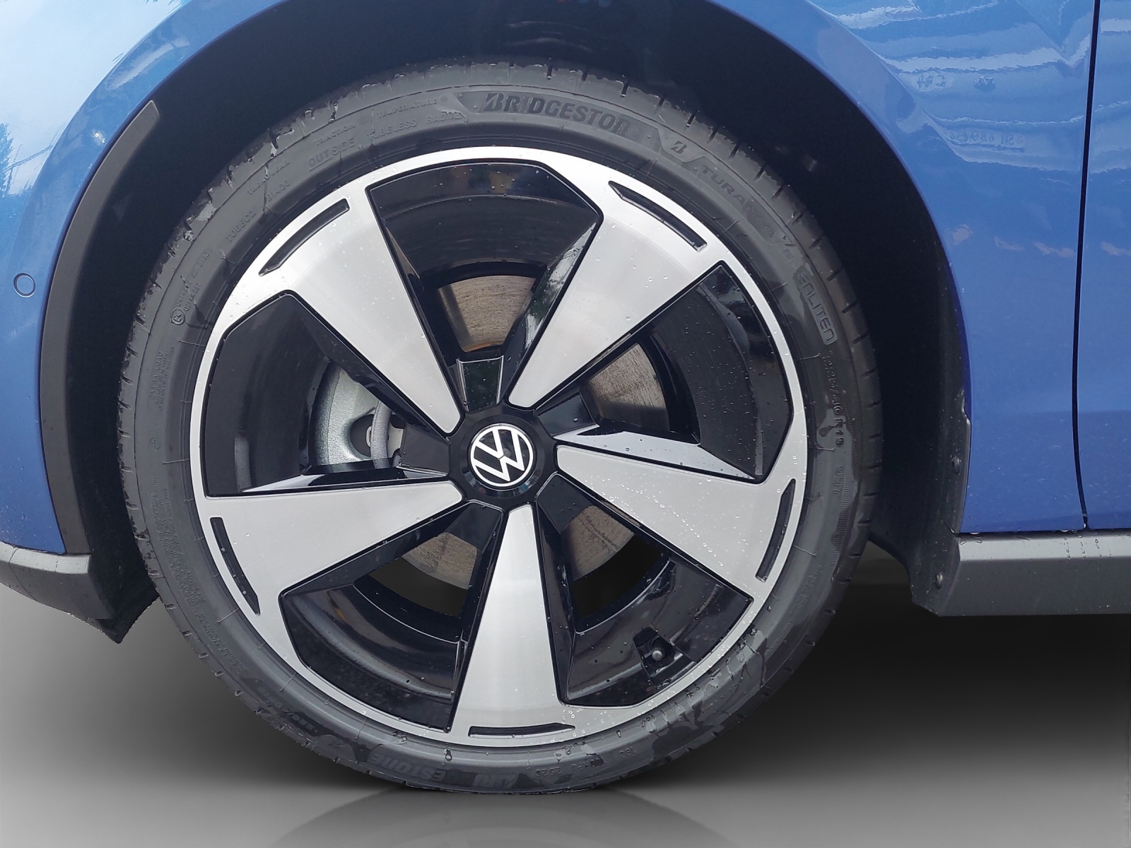 VW ID.Polo 52 kWh Style Edition One Plus-image-13