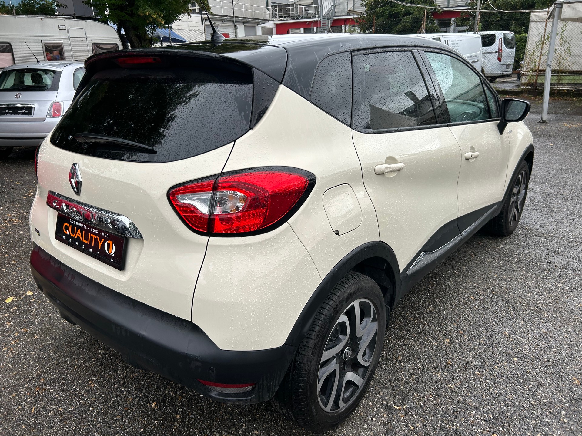 RENAULT Captur 1.2 T 16V Swiss Edition EDC-image-6