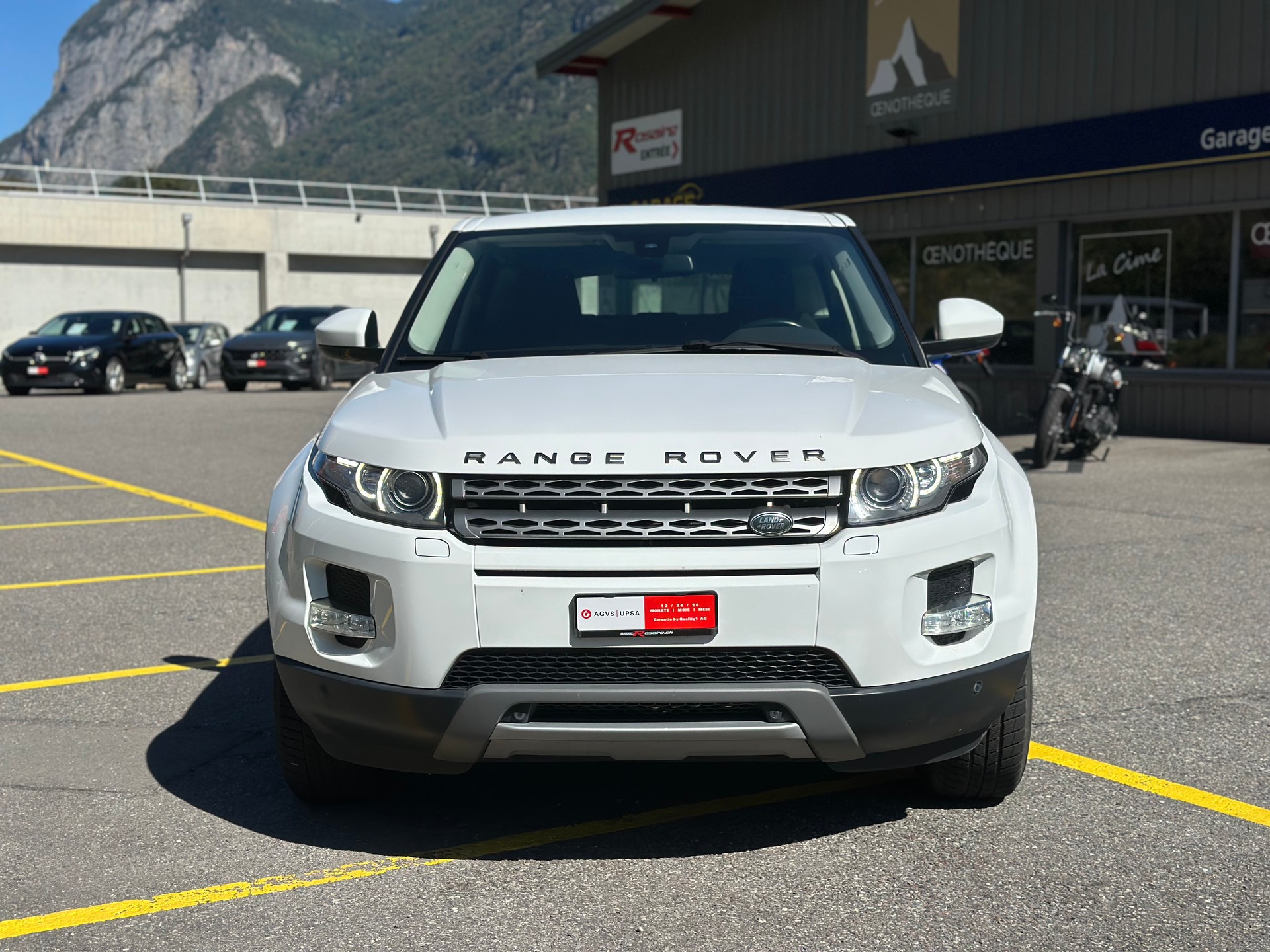 LAND ROVER Range Rover Evoque 2.0 Si4 Pure AT9-showroom-element-2