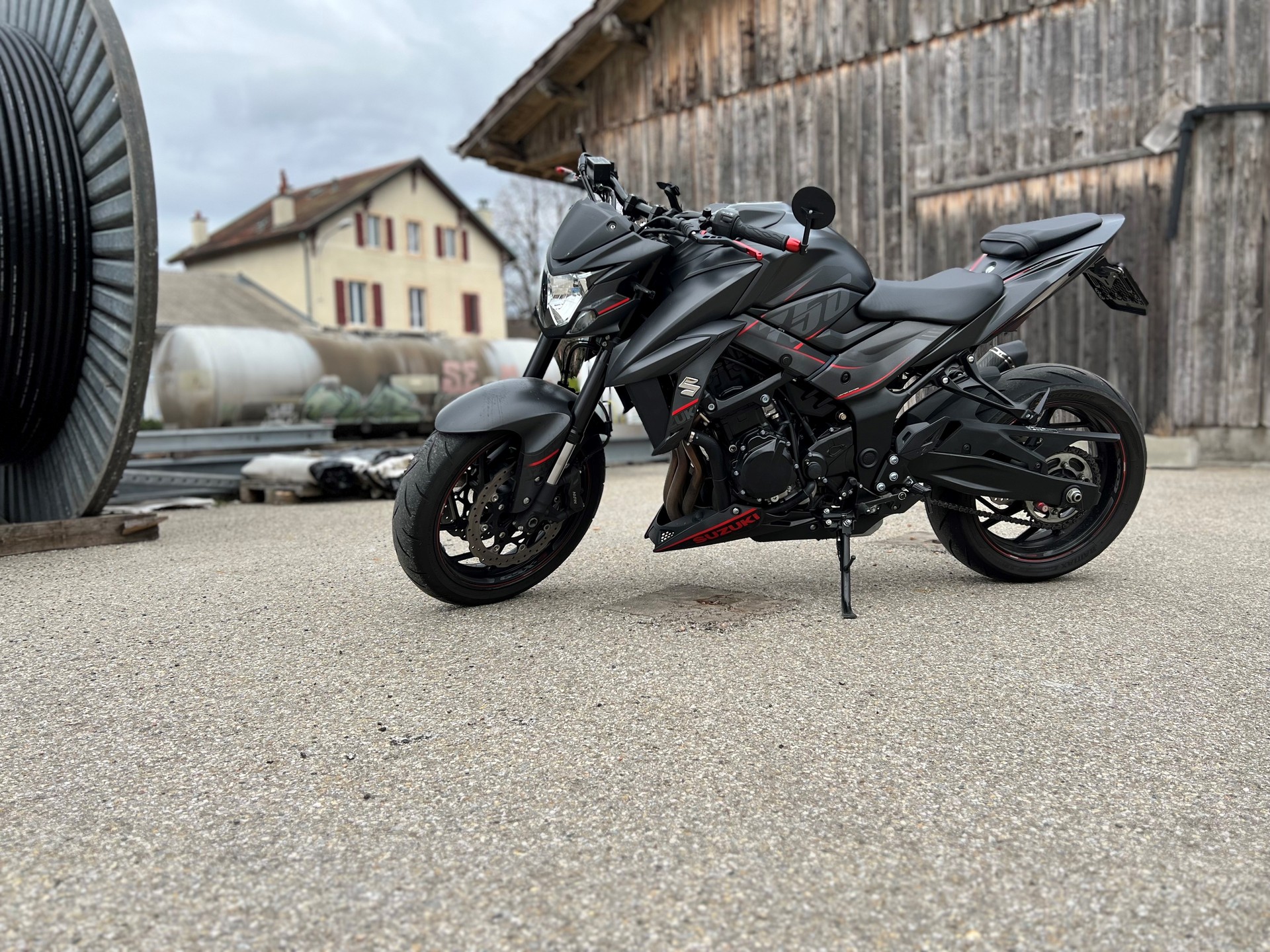 SUZUKI GSX-S 750 ABS-image-2