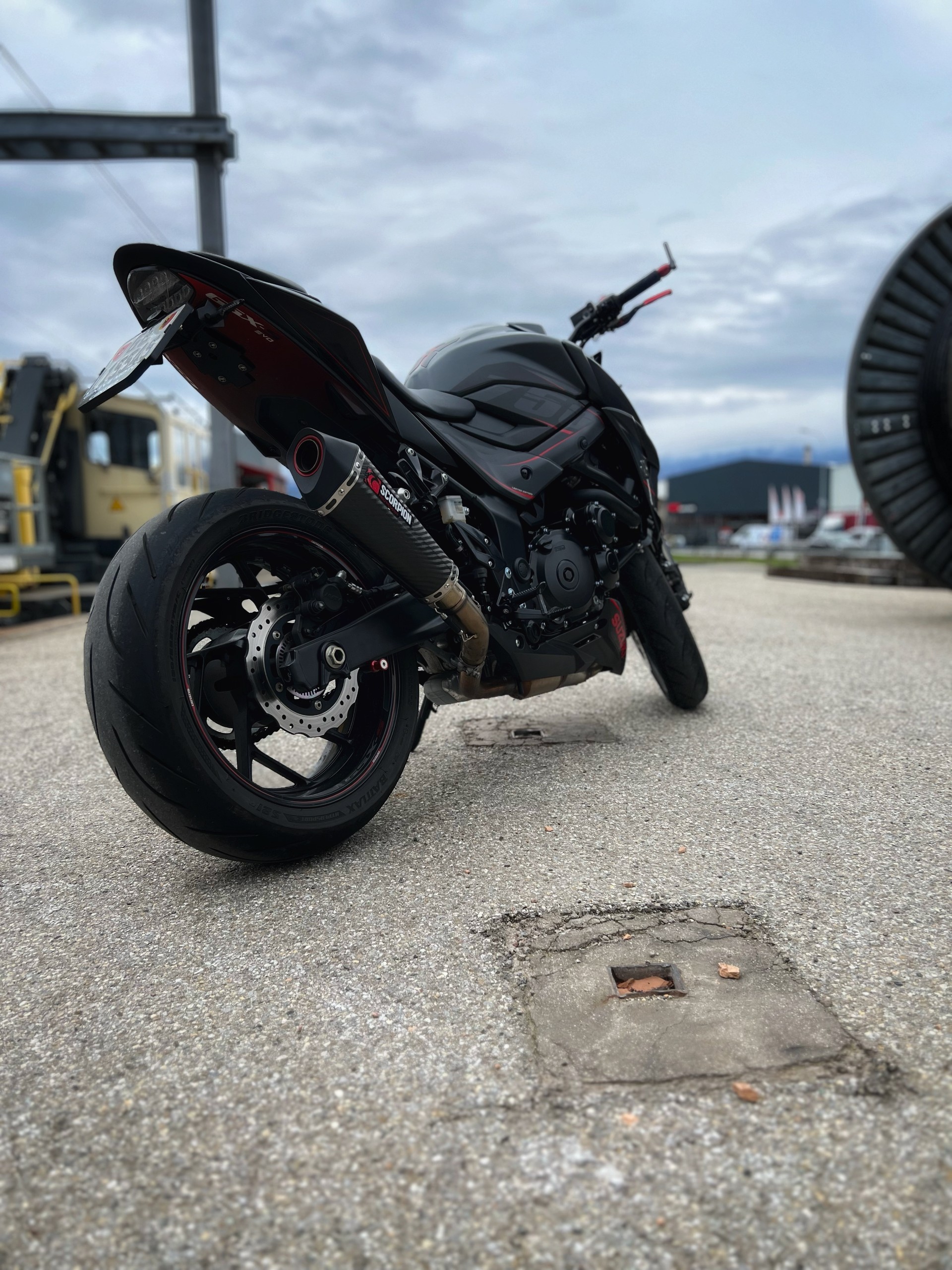 SUZUKI GSX-S 750 ABS-image-4