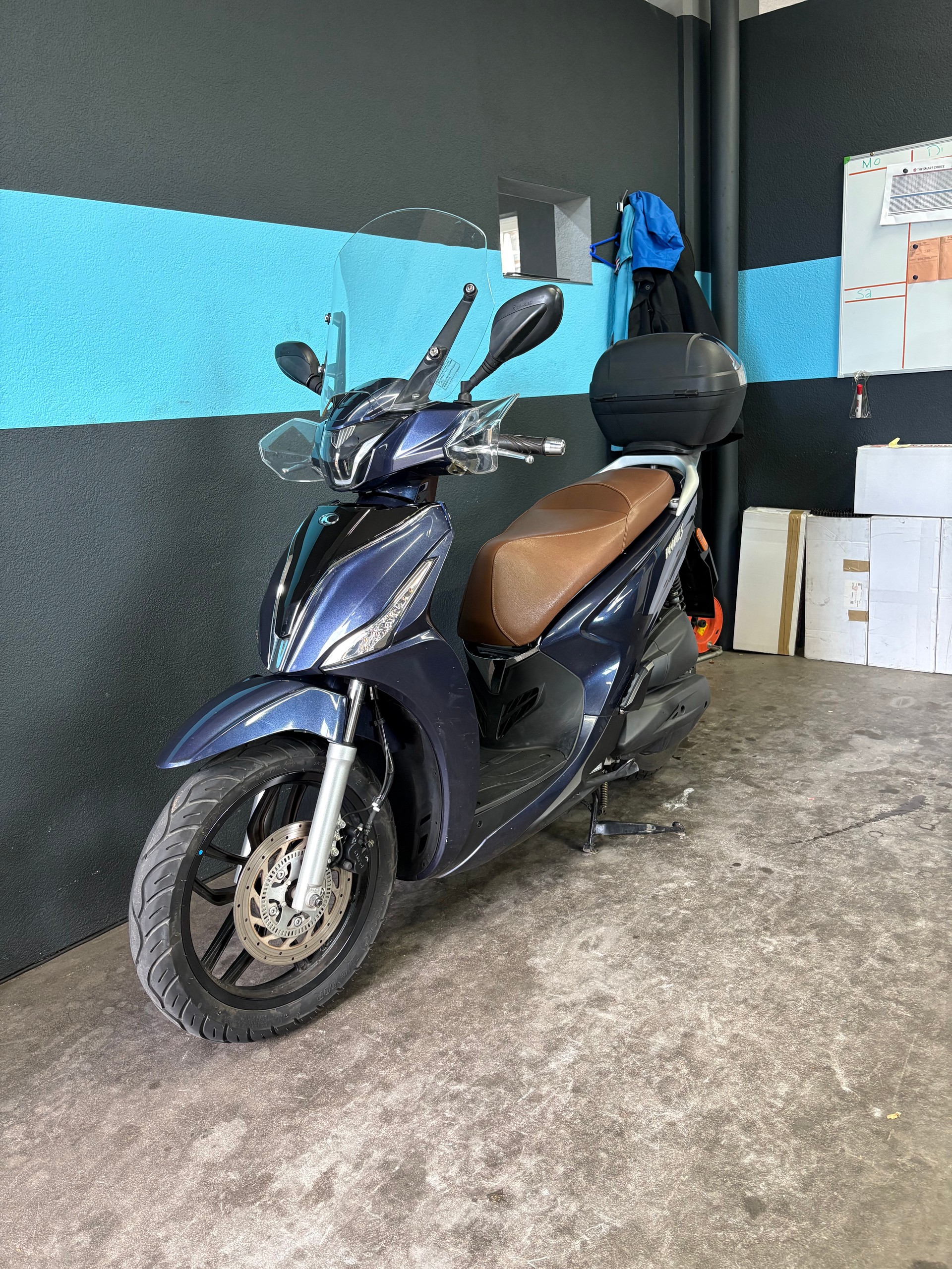 KYMCO People S 125i ABS Topcase/Windschild-image-2