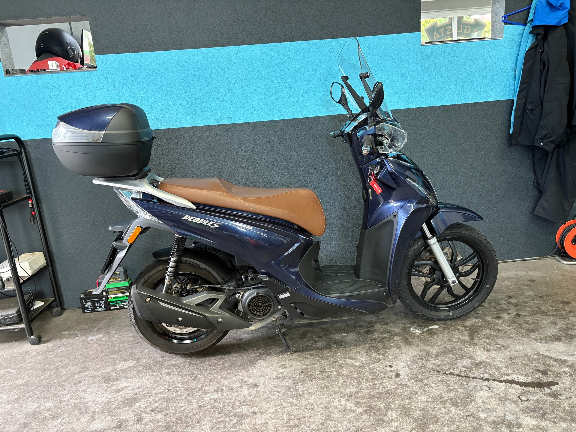 KYMCO People S 125i ABS Topcase/Windschild-image-3