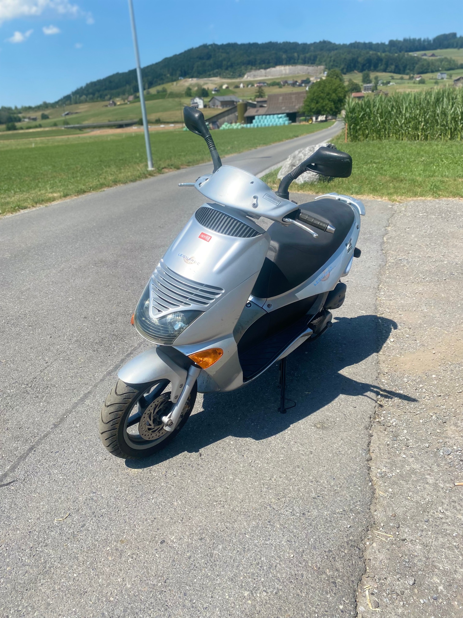 APRILIA Leonardo 125-image-0