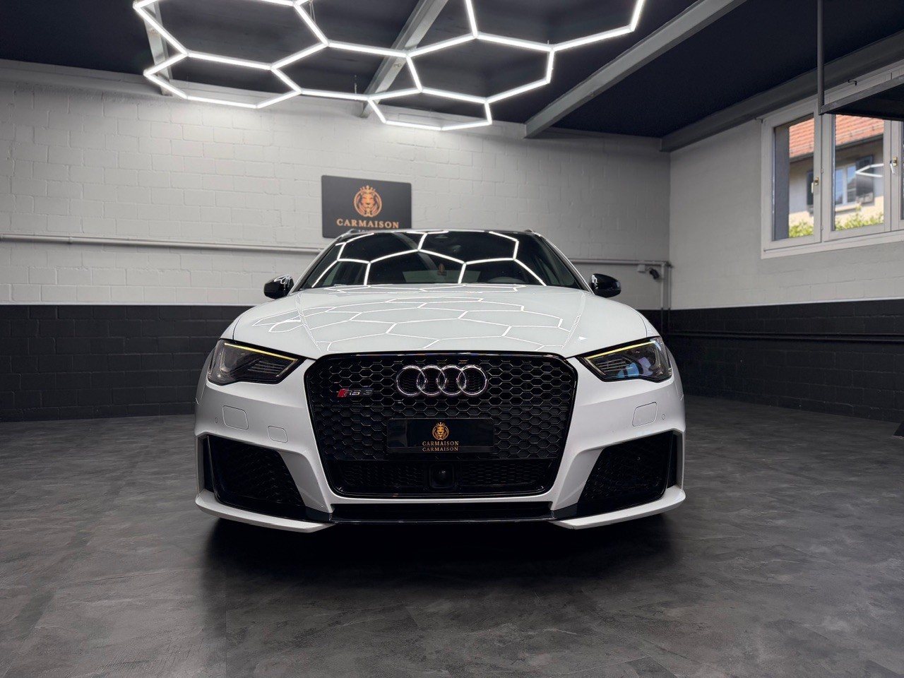 AUDI RS3 2.5 TSI quattro S-tronic | ABT-Tuning ab Werk | Schiebedach | B&O Soundanlage | Rückfahrkamera | CH-Auto-showroom-element-1