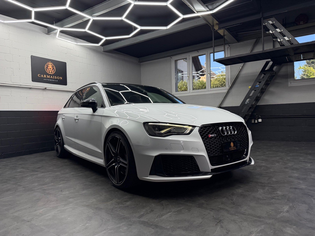 AUDI RS3 2.5 TSI quattro S-tronic | ABT-Tuning ab Werk | Schiebedach | B&O Soundanlage | Rückfahrkamera | CH-Auto