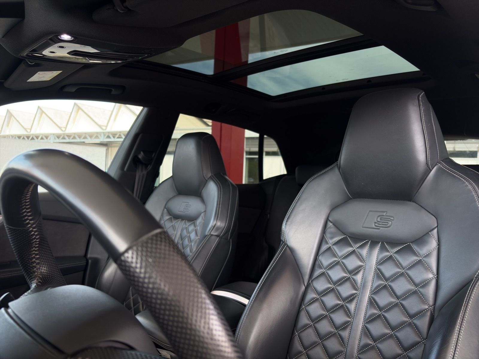 AUDI Q8 50 TDI quattro tiptronic-image-18