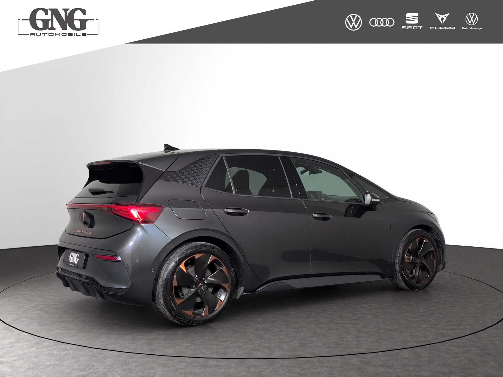 CUPRA Born 58 kWh-showroom-element-2