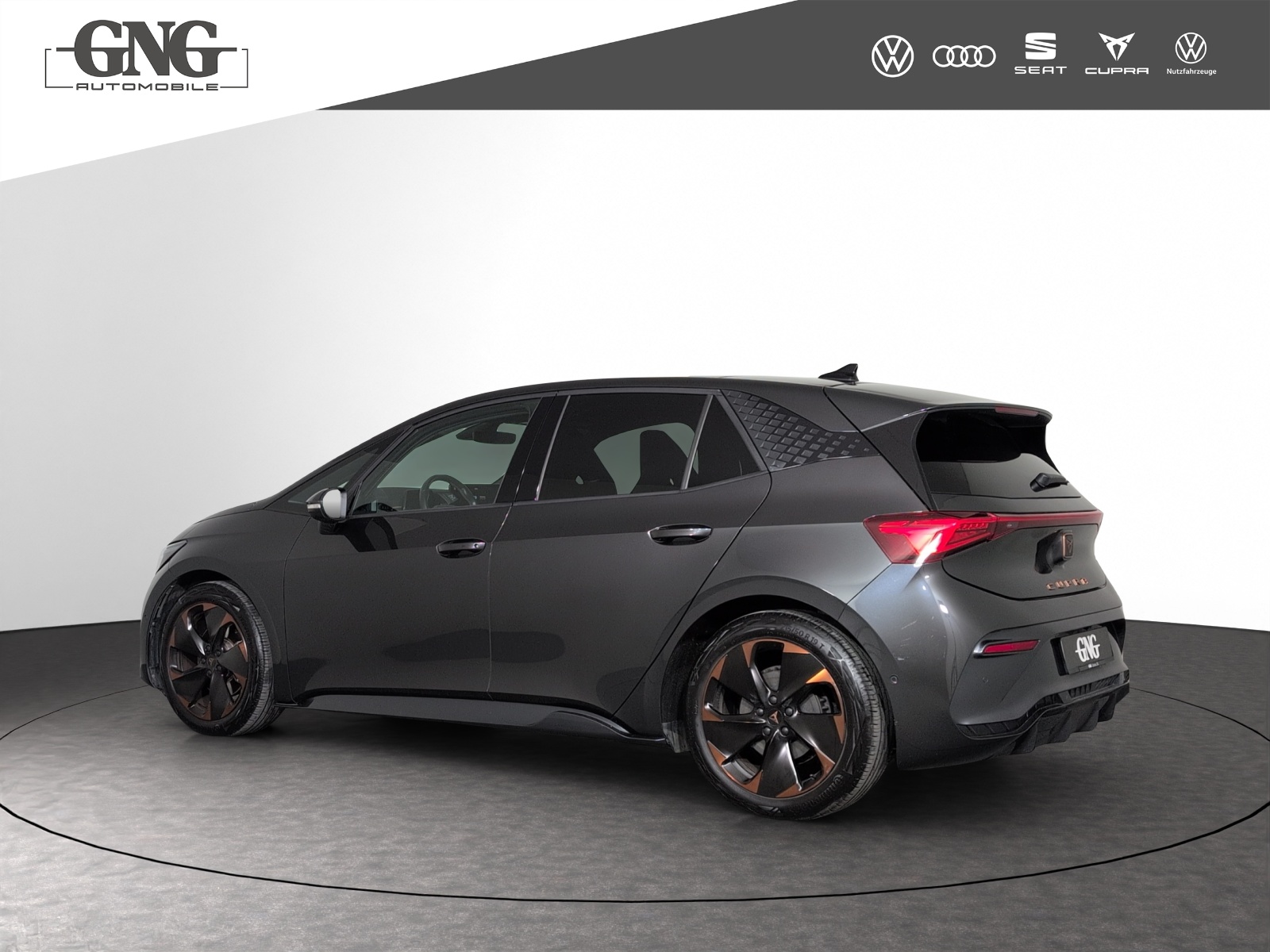 CUPRA Born 58 kWh-showroom-element-1