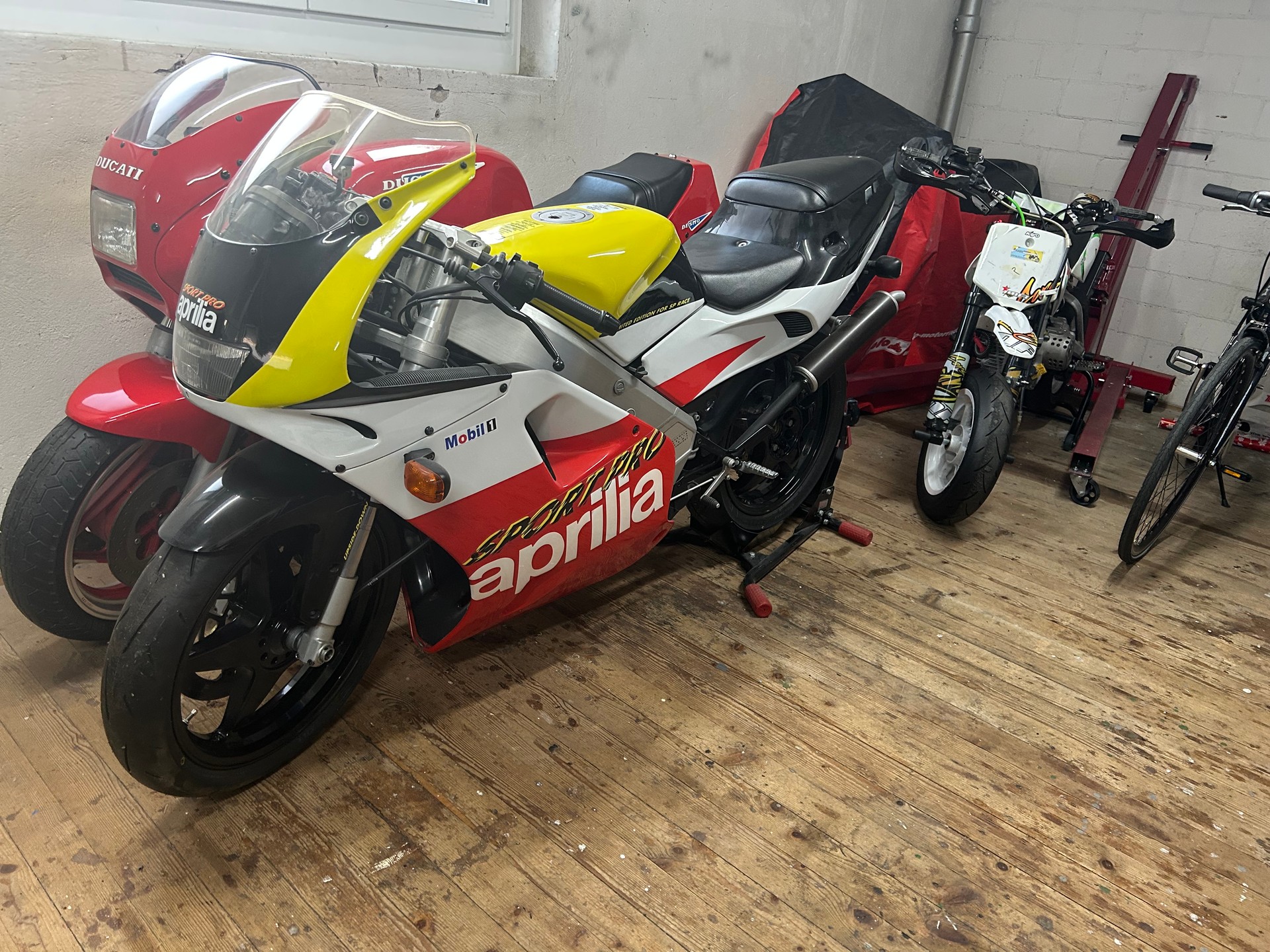 APRILIA AF1 125 Sport Pro-image-1
