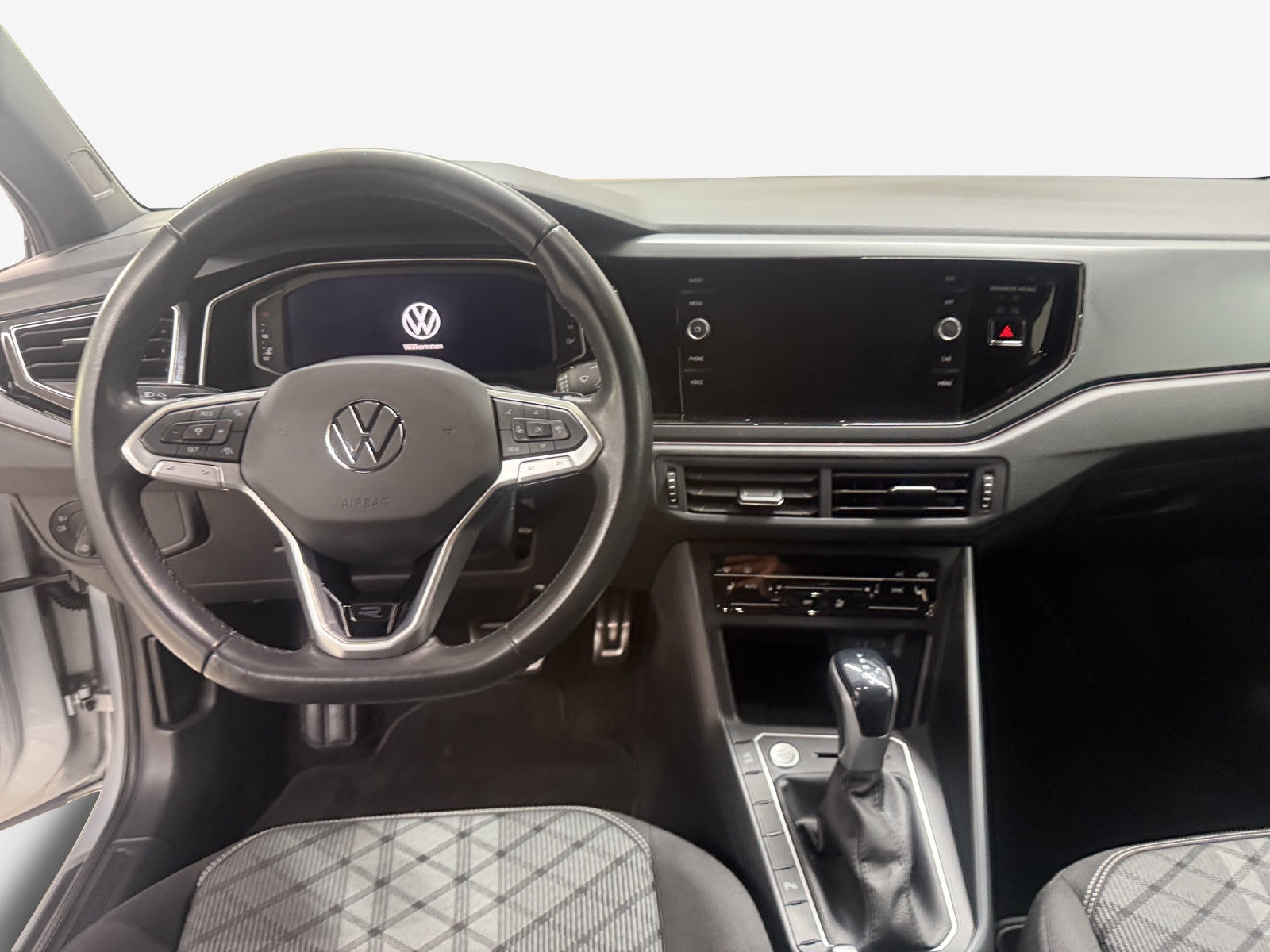 VW Polo 1.0 TSI R-Line DSG-image-8