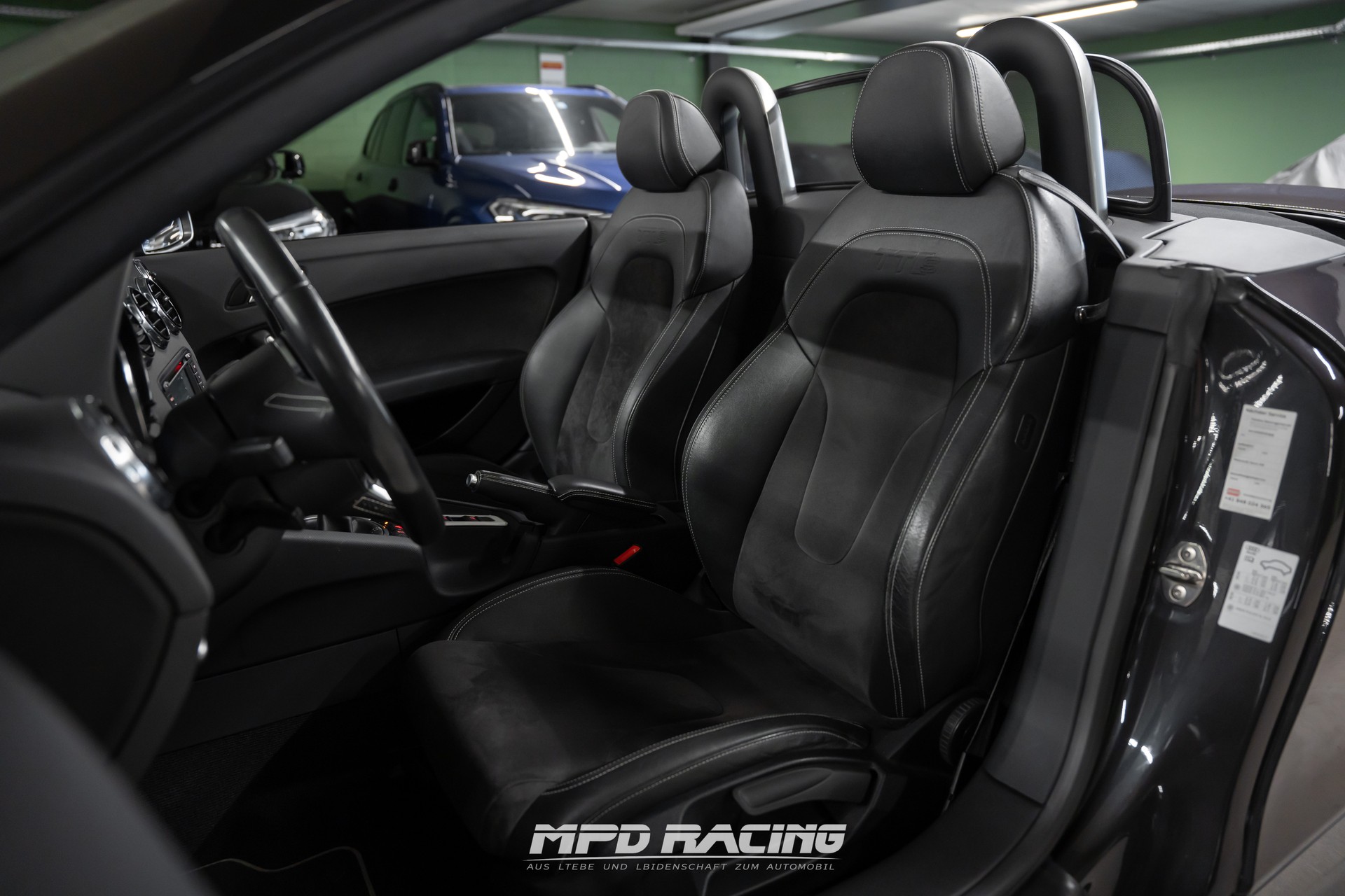 AUDI TTS Roadster 2.0 TFSI quattro-image-14